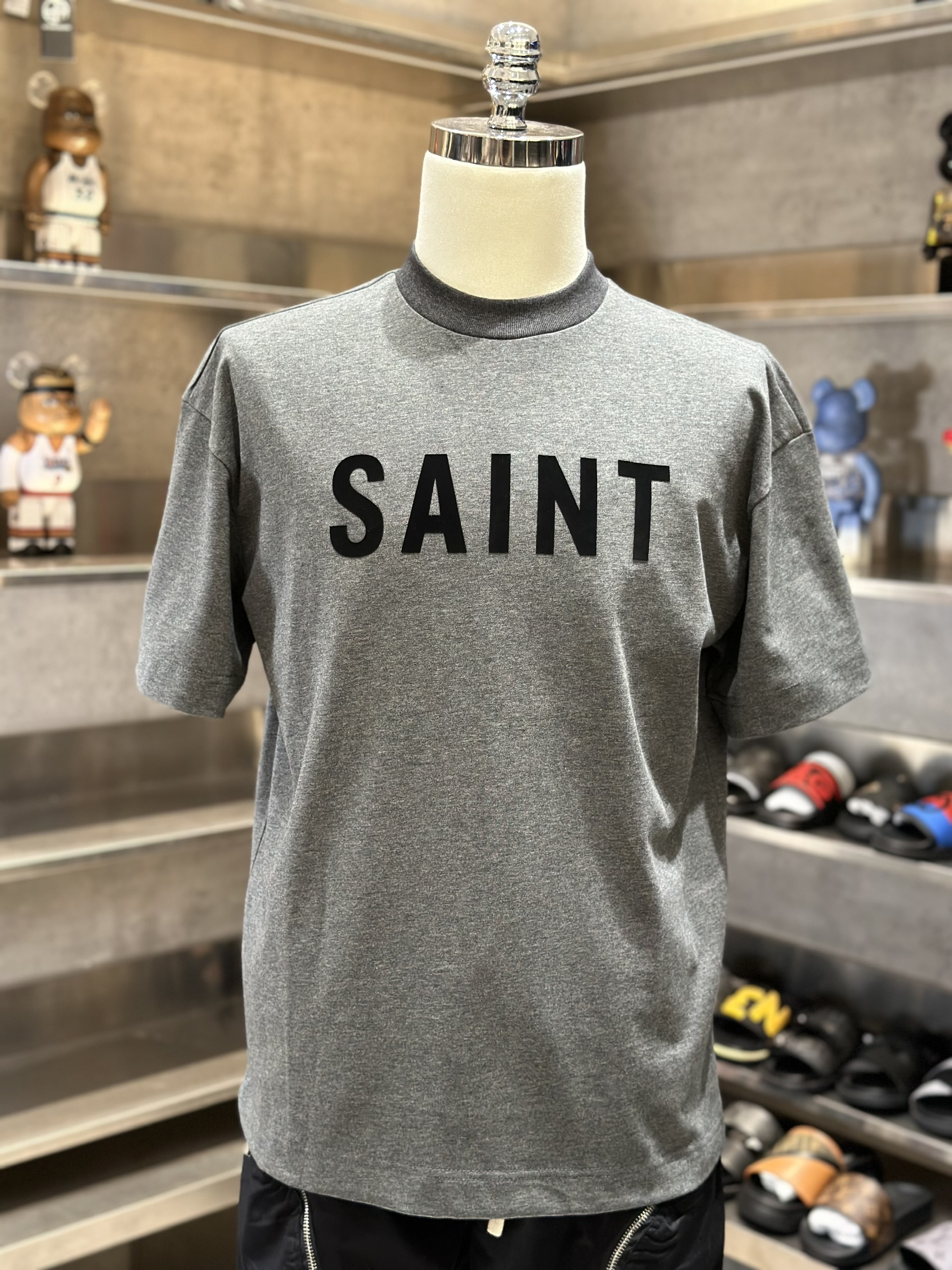 Áo phông T-shirt Saint Laurent YSL Xám logo chữ Đen nổi ngực Like Auth VTN