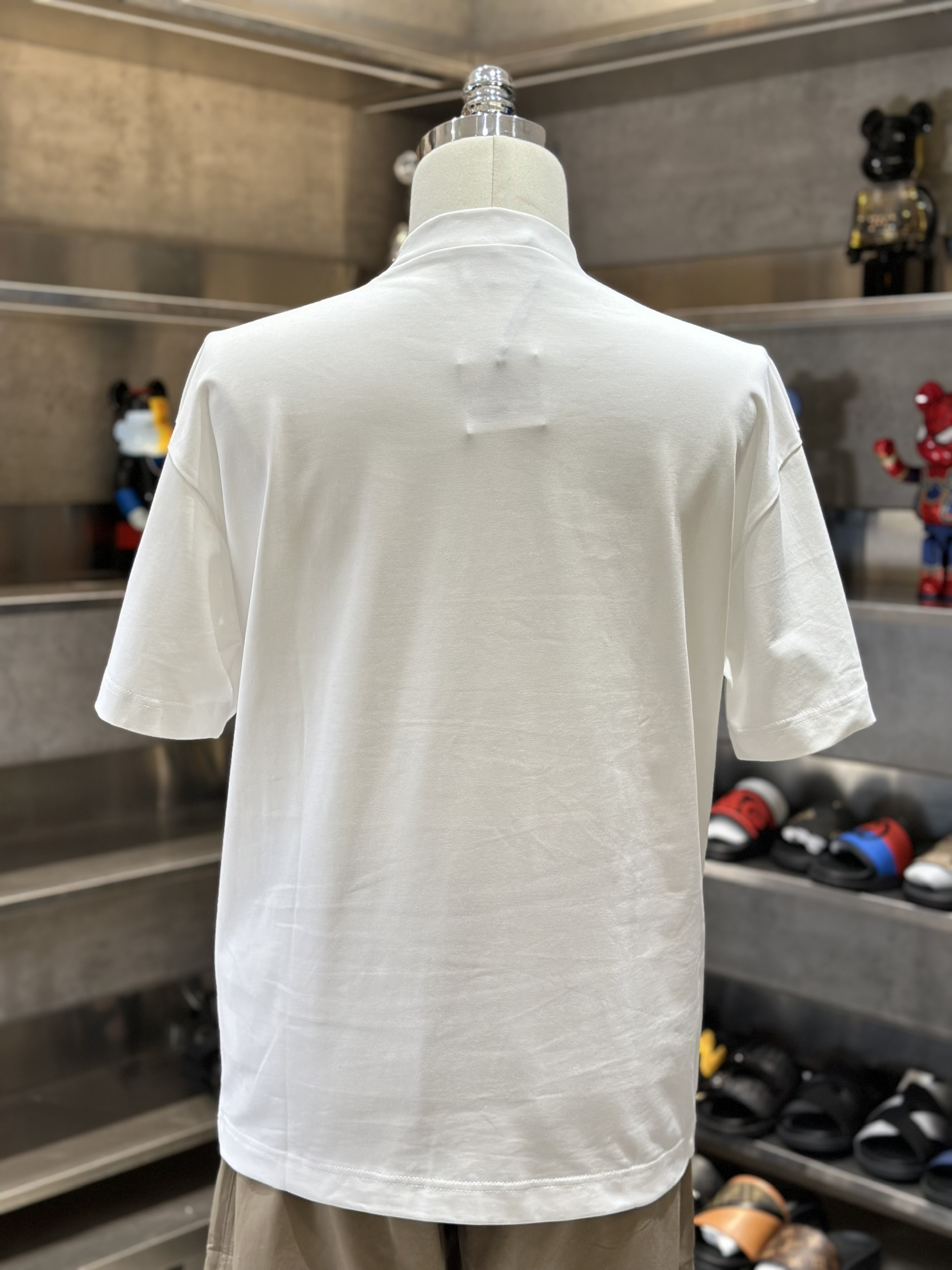 Áo phông T-shirt Saint Laurent YSL Trắng logo chữ Đen nổi ngực Like Auth VTN