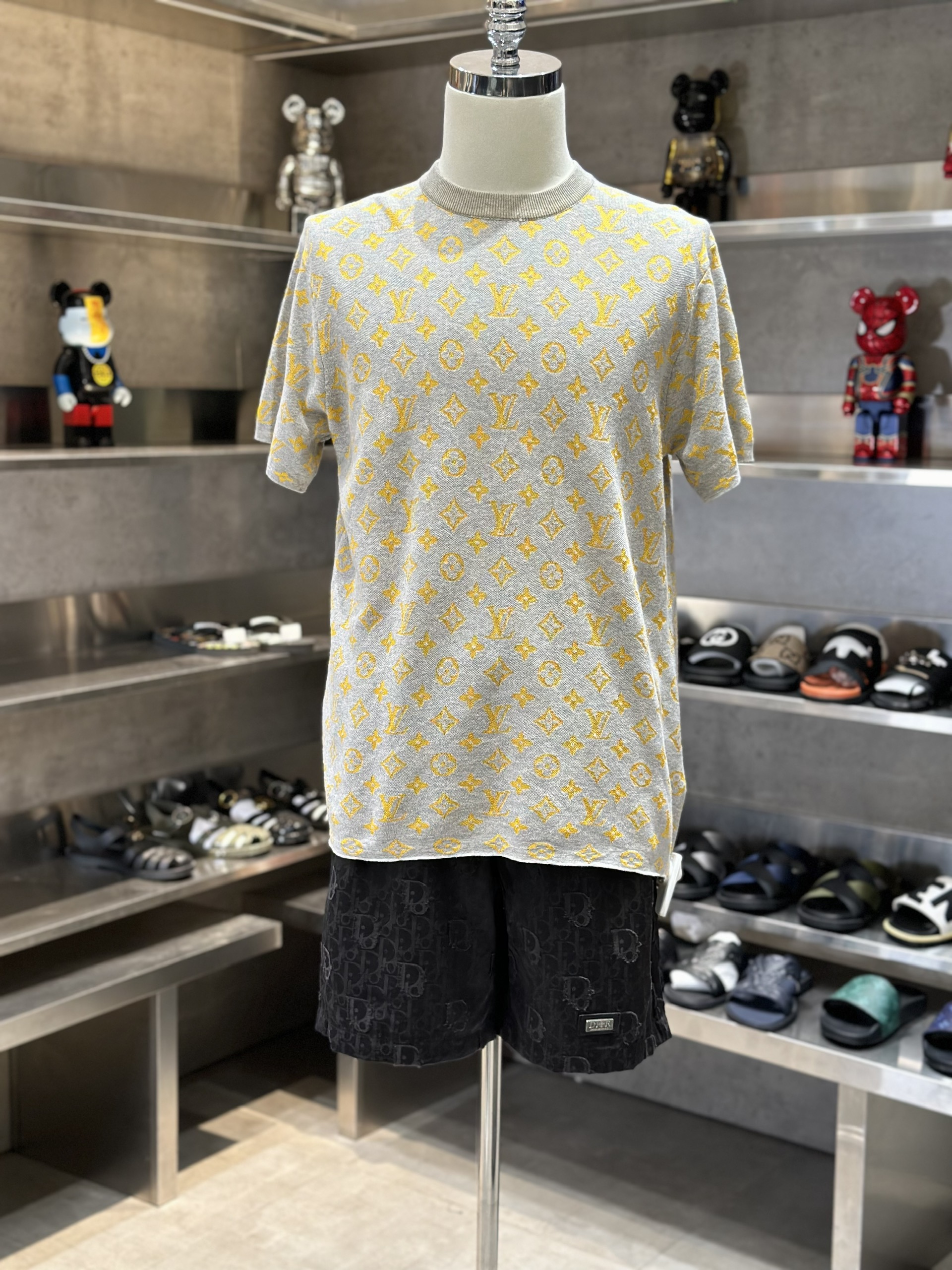 Quần short gió Dior CD Đen họa tiết logo tag da vuông thêu đùi Like Auth VTN