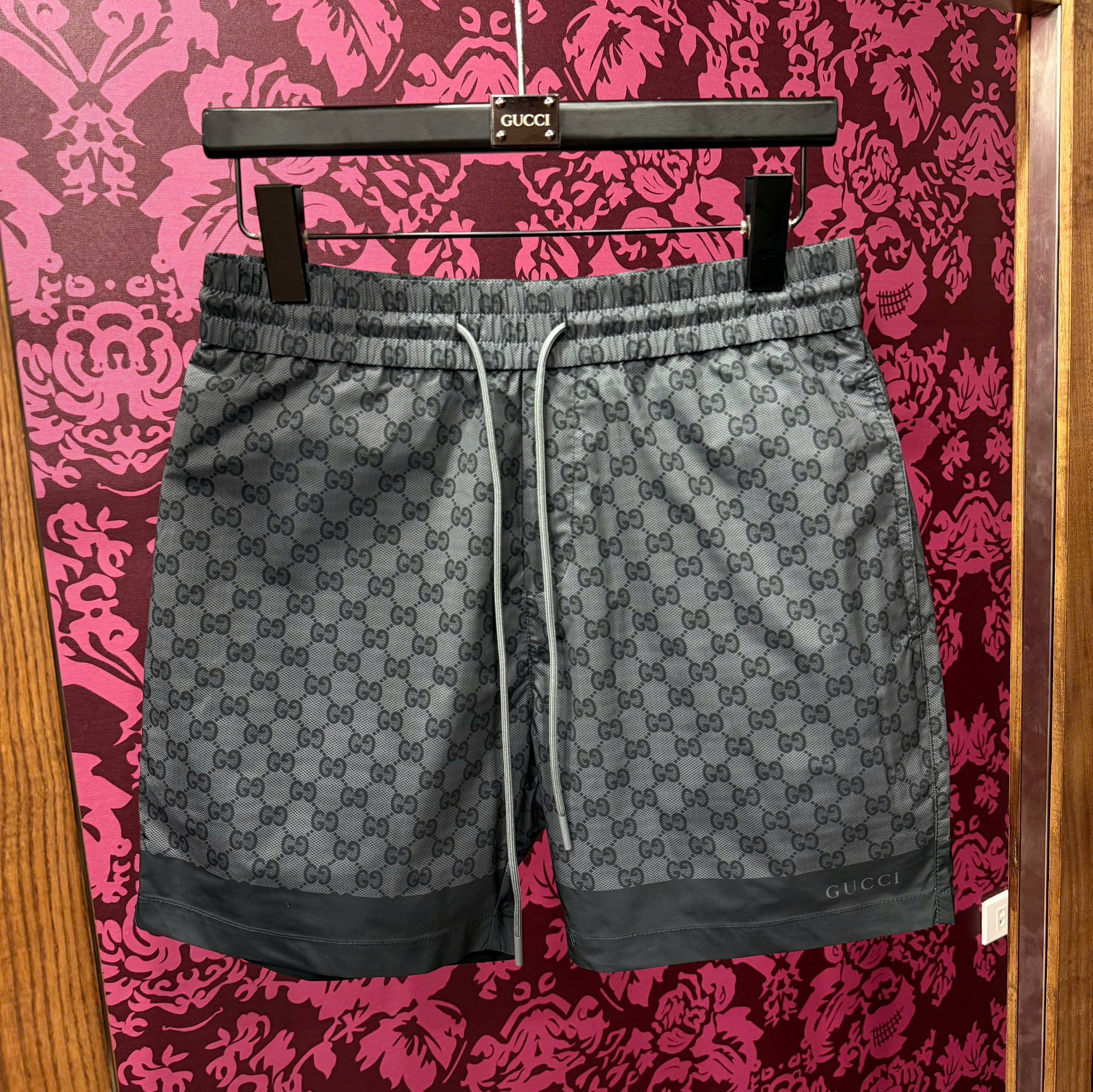 Quần short gió Gucci GC Xám họa tiết monogram Like Auth CD