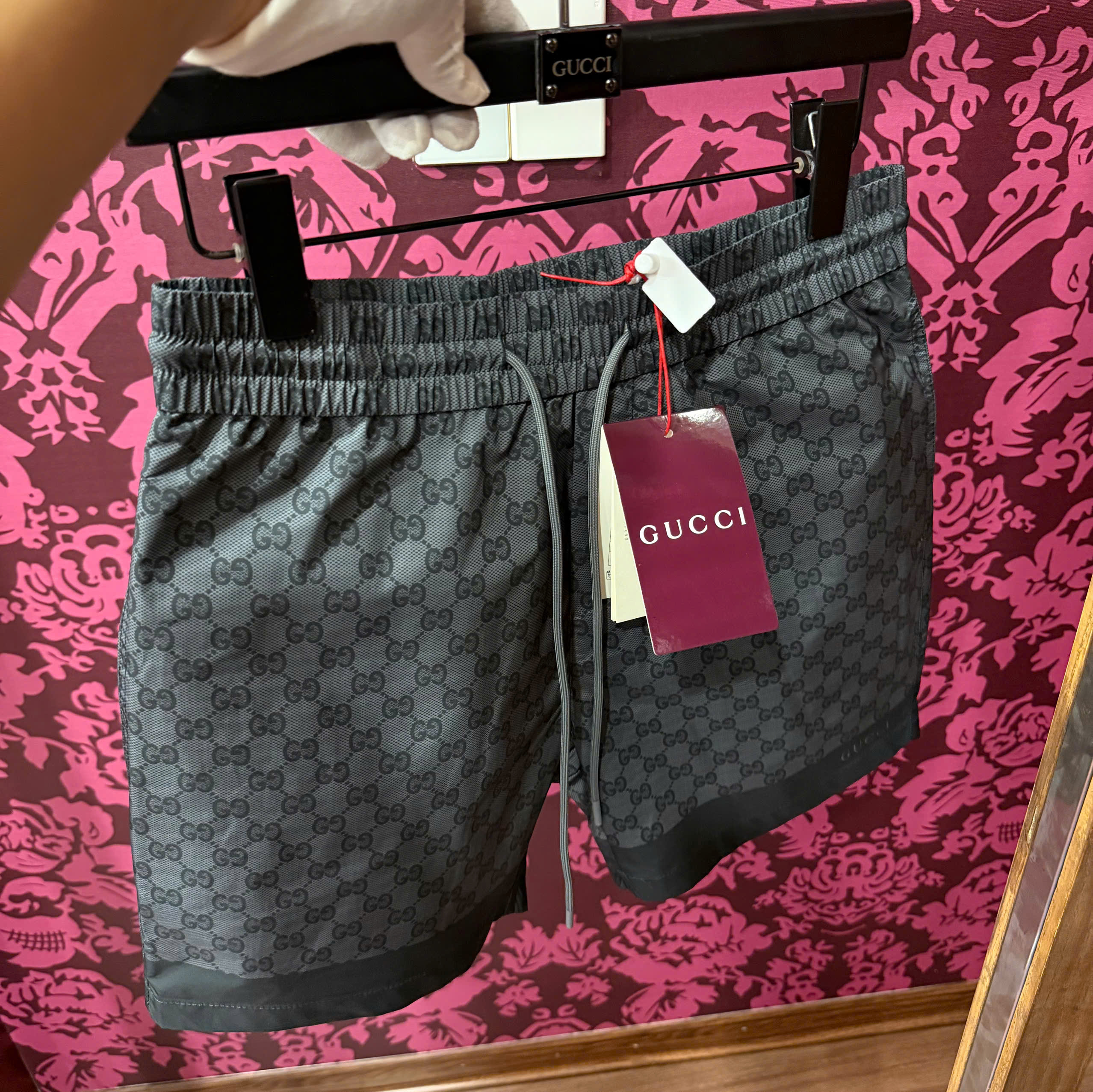 Quần short gió Gucci GC Xám họa tiết monogram Like Auth CD