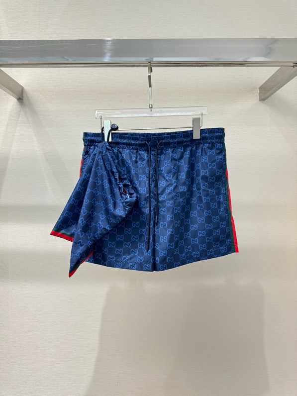 Quần short gió Gucci GC Xanh dương họa tiết monogram kẻ sọc sườn Đỏ Like Auth VTN