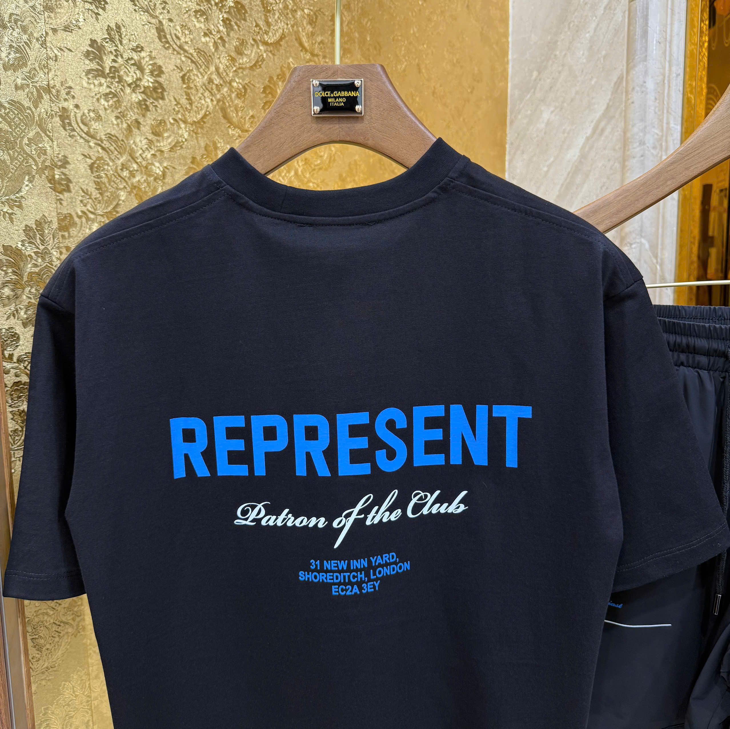 Bộ, set hè Represent Đen logo chữ Xanh Like Auth CD