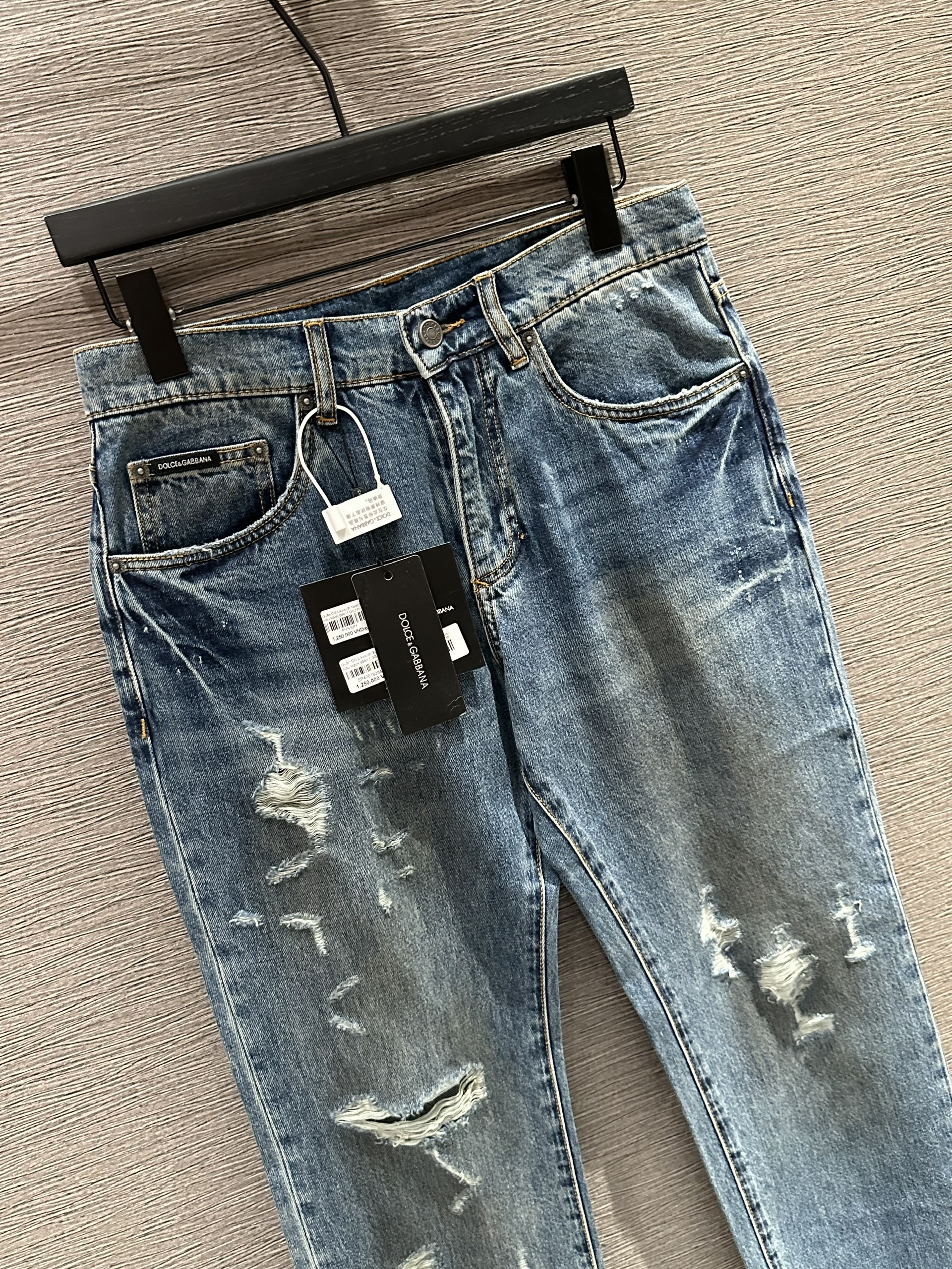Quần jean Dolce Gabbana DG Xanh rách mài tag Nâu Like Auth VTN