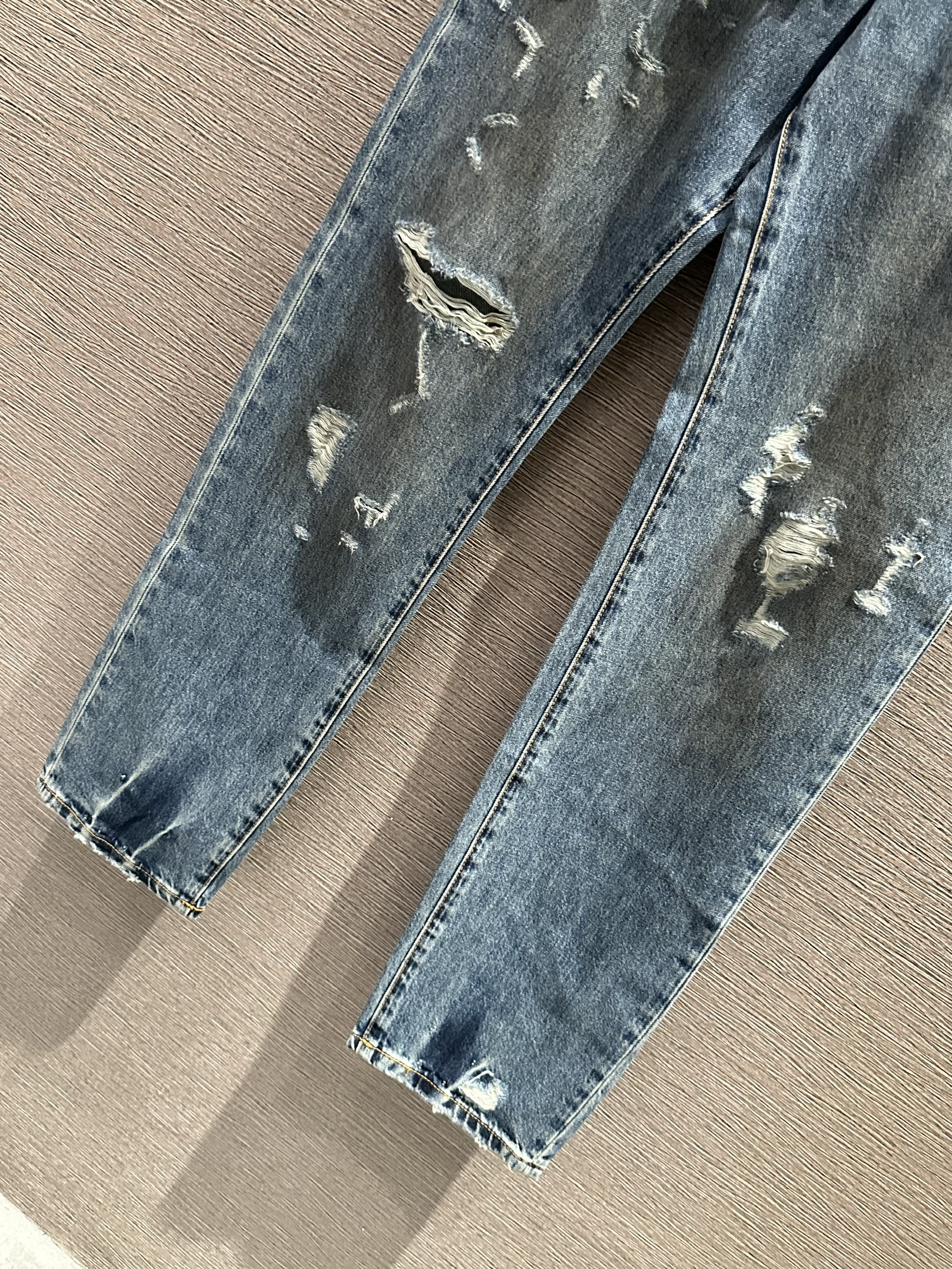 Quần jean Dolce Gabbana DG Xanh rách mài tag Nâu Like Auth VTN