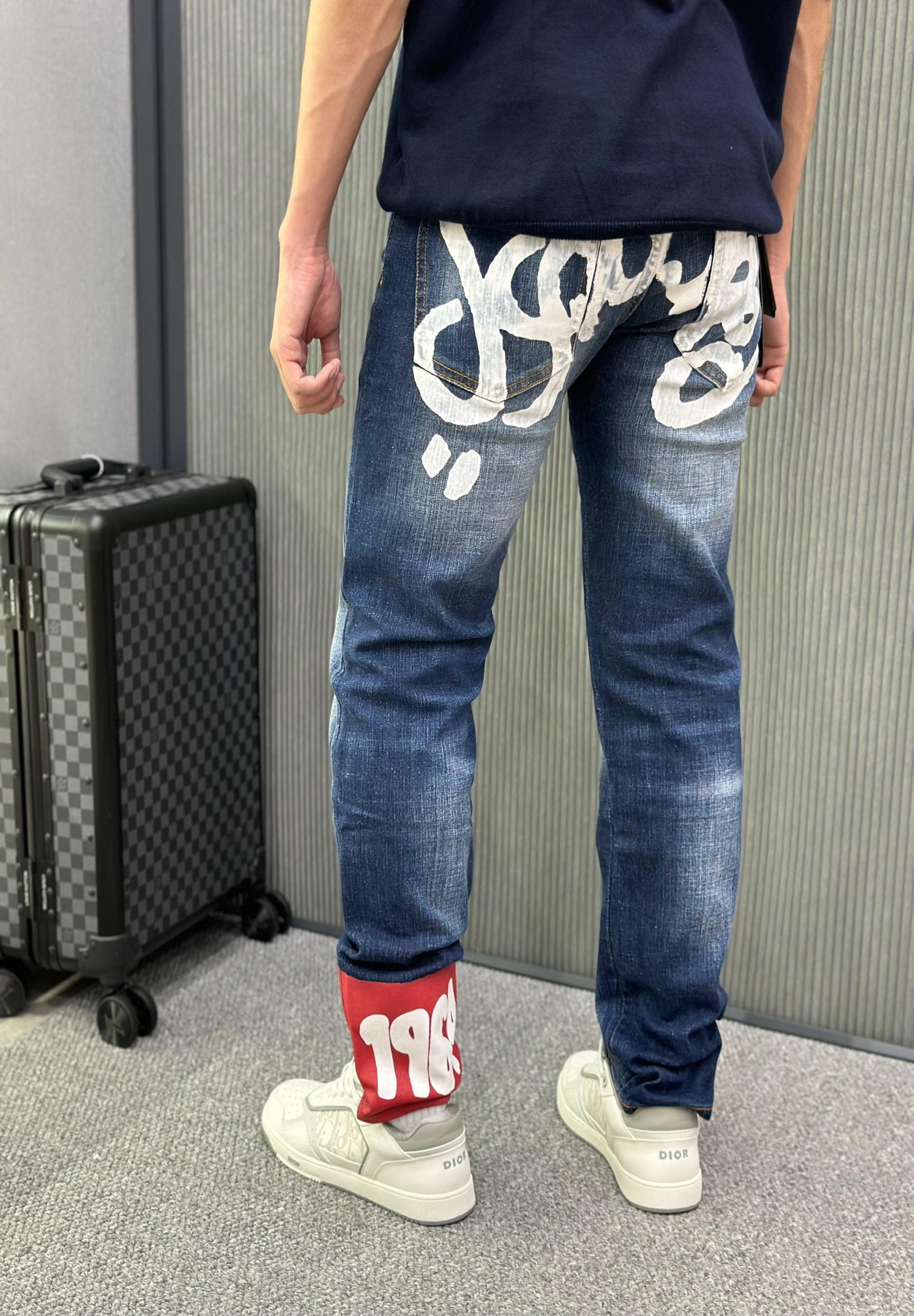 Quần jean Dsquared2 DSQ2 Xanh loang logo chữ sơn phối gấu Đỏ Like Auth VTN