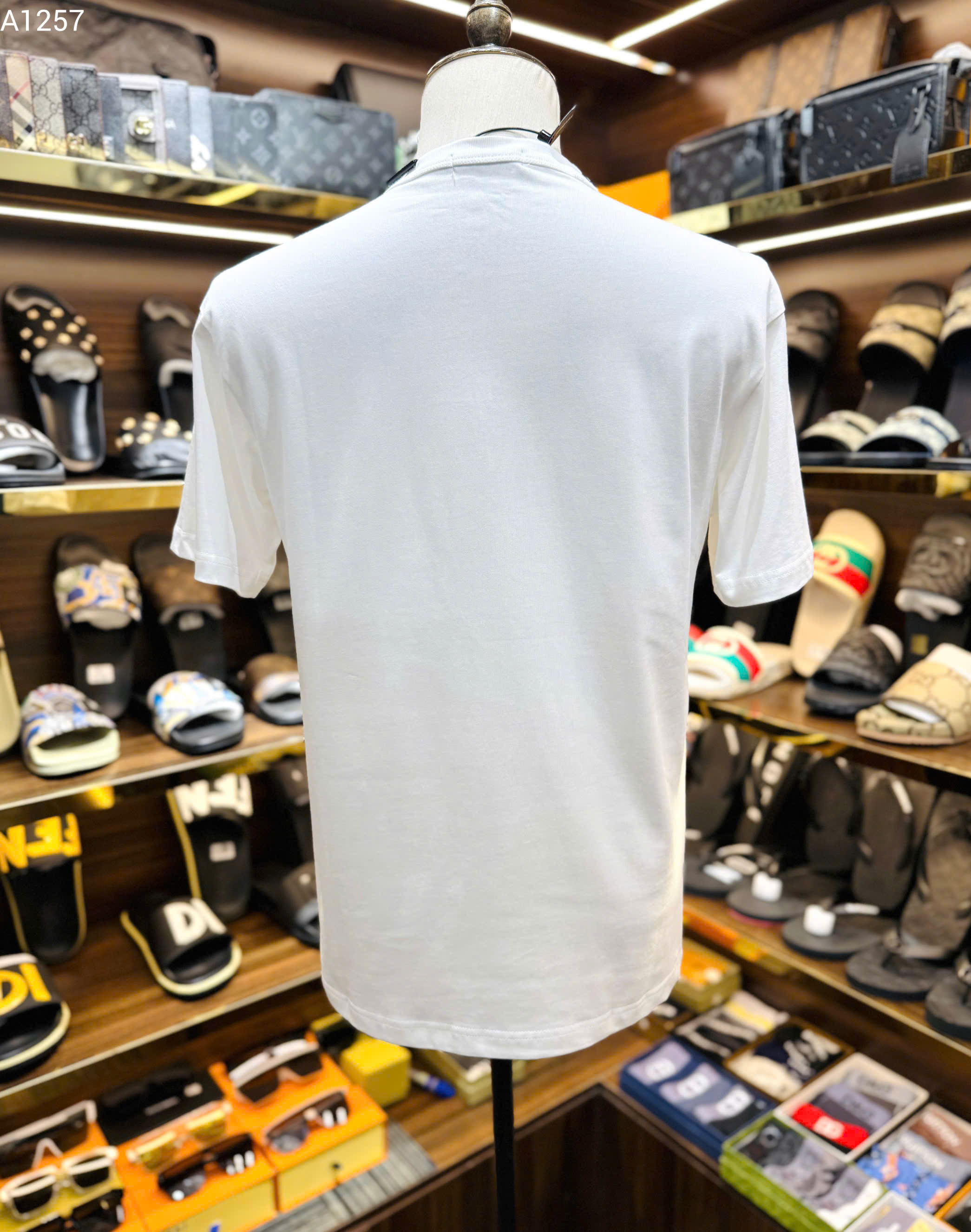 Áo phông T-shirt Dolce Gabbana DG logo tag vuông ngực logo chữ thêu cạp Like Auth MK
