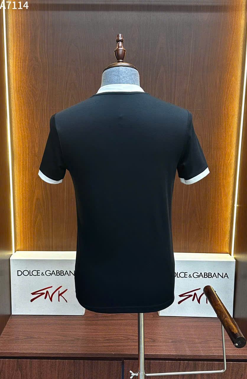 Áo phông T-shirt Dolce Gabbana DG logo chữ ngực viền cổ tay Like Auth LK