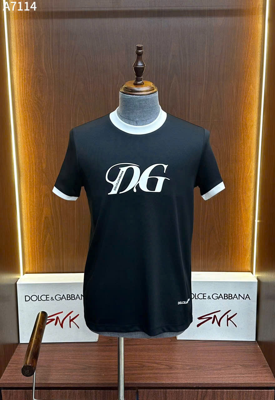 Áo phông T-shirt Dolce Gabbana DG logo chữ ngực viền cổ tay Like Auth LK