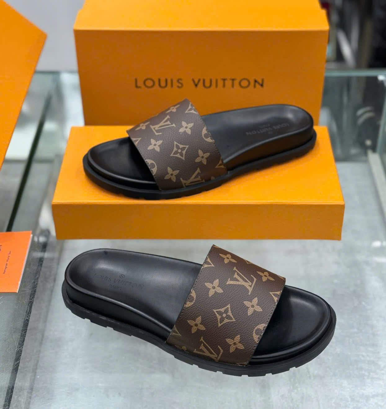 Dép lê quai ngang Louis Vuitton LV Nâu họa tiết hoa vân logo LV Like Auth on web fullbox bill thẻ DDT