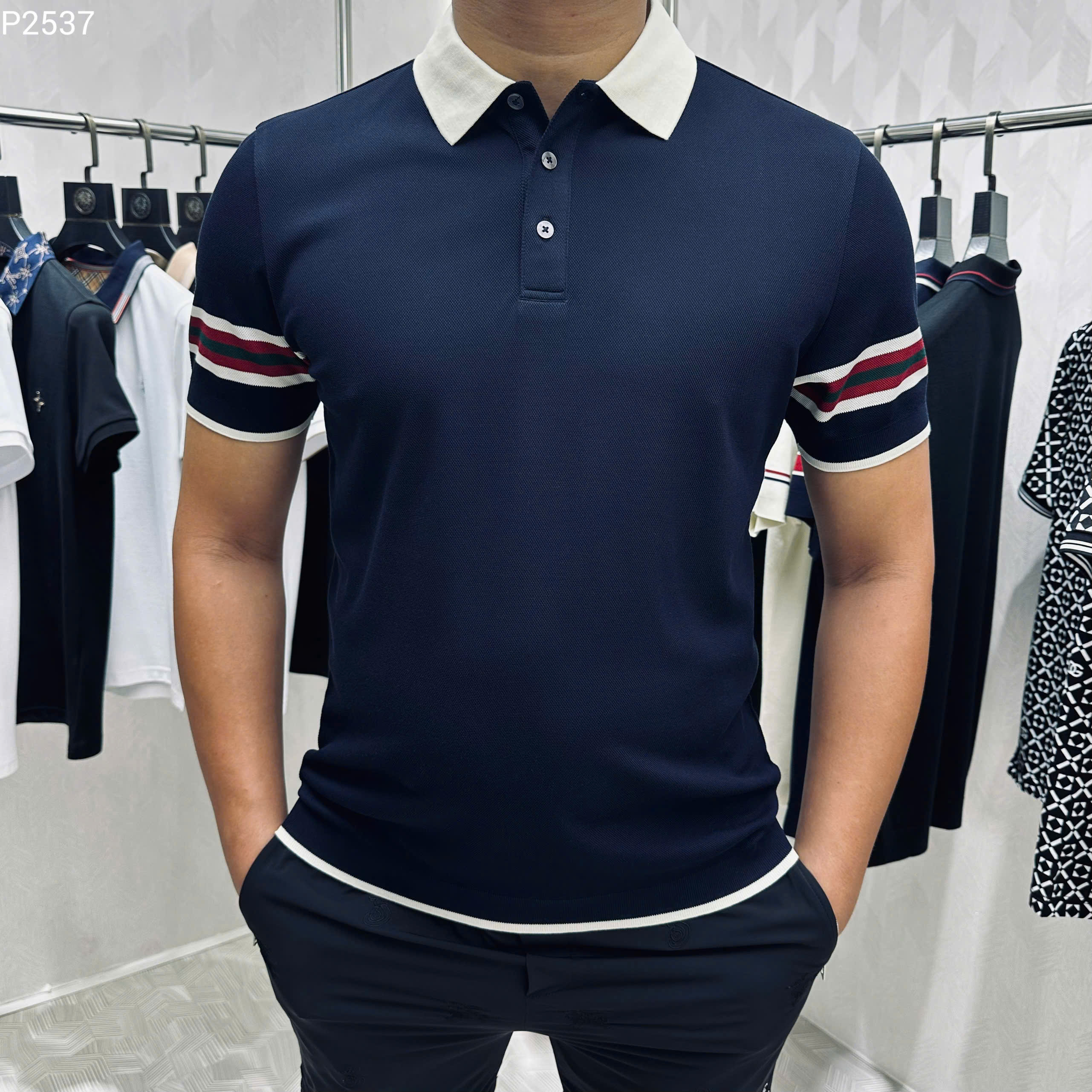 Áo polo Gucci GC Xanh than phối cổ kẻ sọc màu tay Like Auth MK