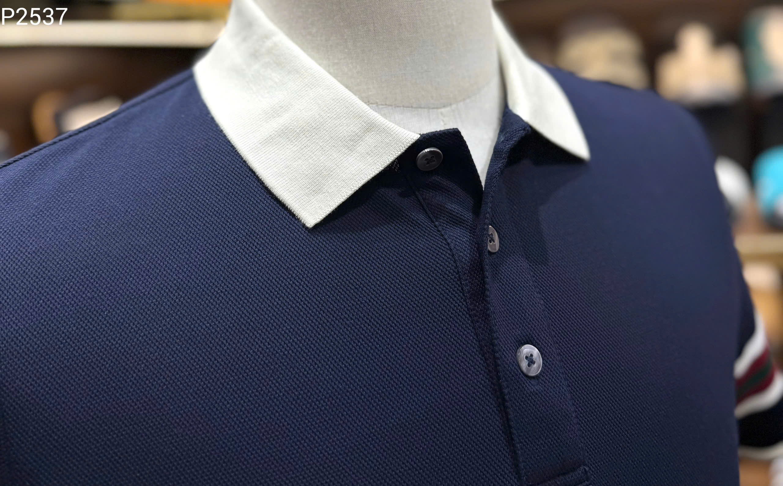Áo polo Gucci GC Xanh than phối cổ kẻ sọc màu tay Like Auth MK