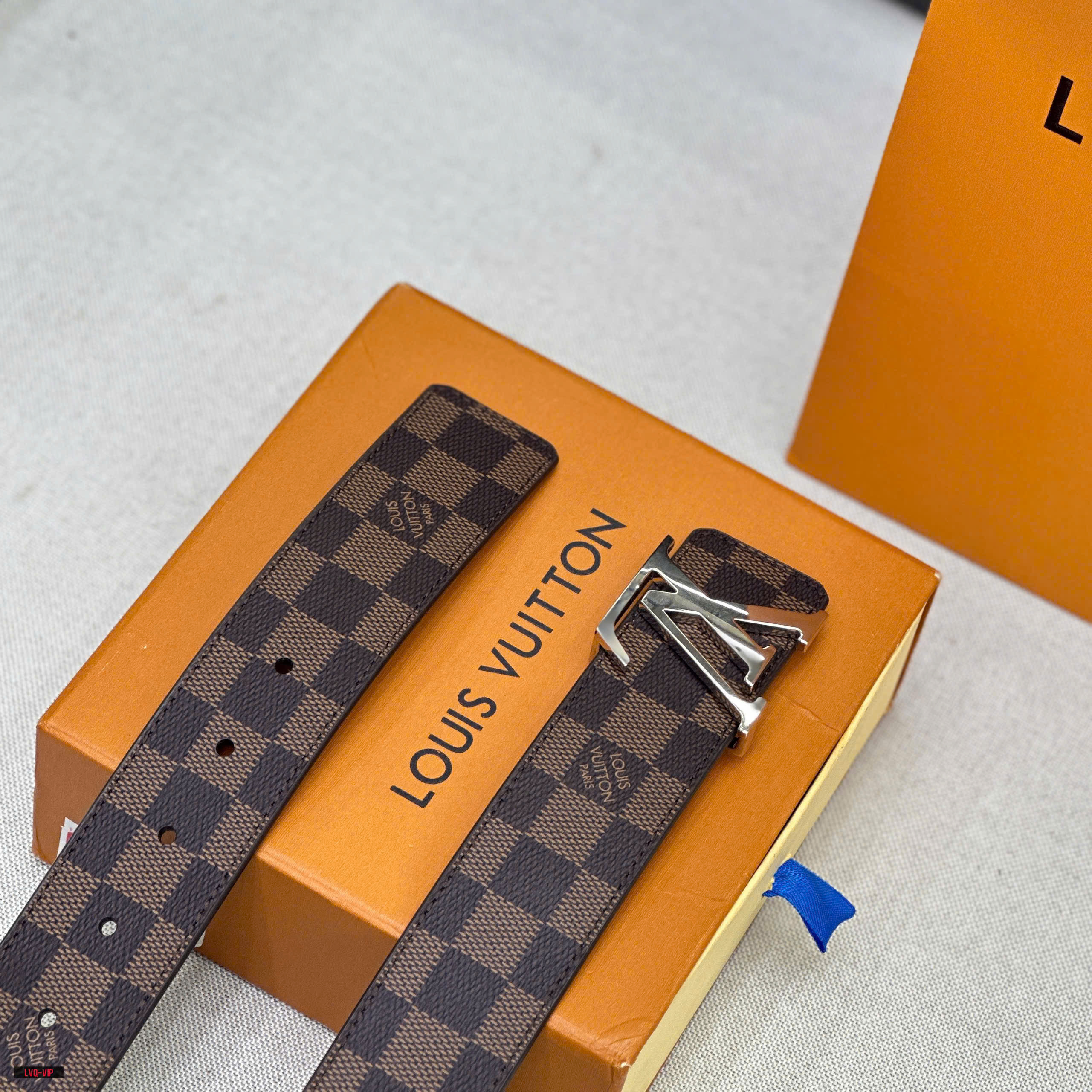 1445 Thắt lưng, belt Louis Vuitton LV Nâu caro mặt logo Bạc Like Auth fullbox bill thẻ LVQ