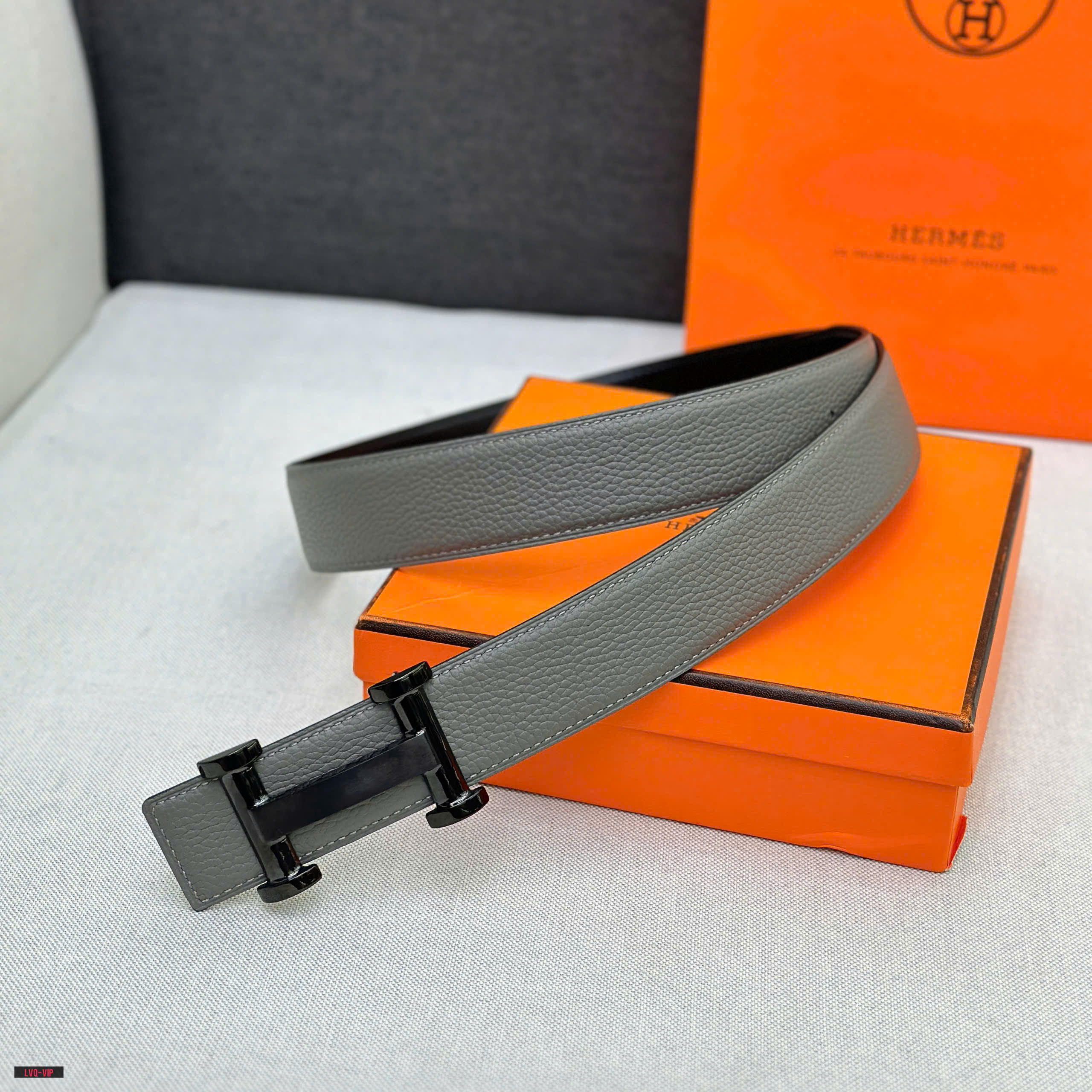 Thắt lưng, belt Hermes HM Xám sần mặt logo Đen bóng Like Auth fullbox bill thẻ LVQ