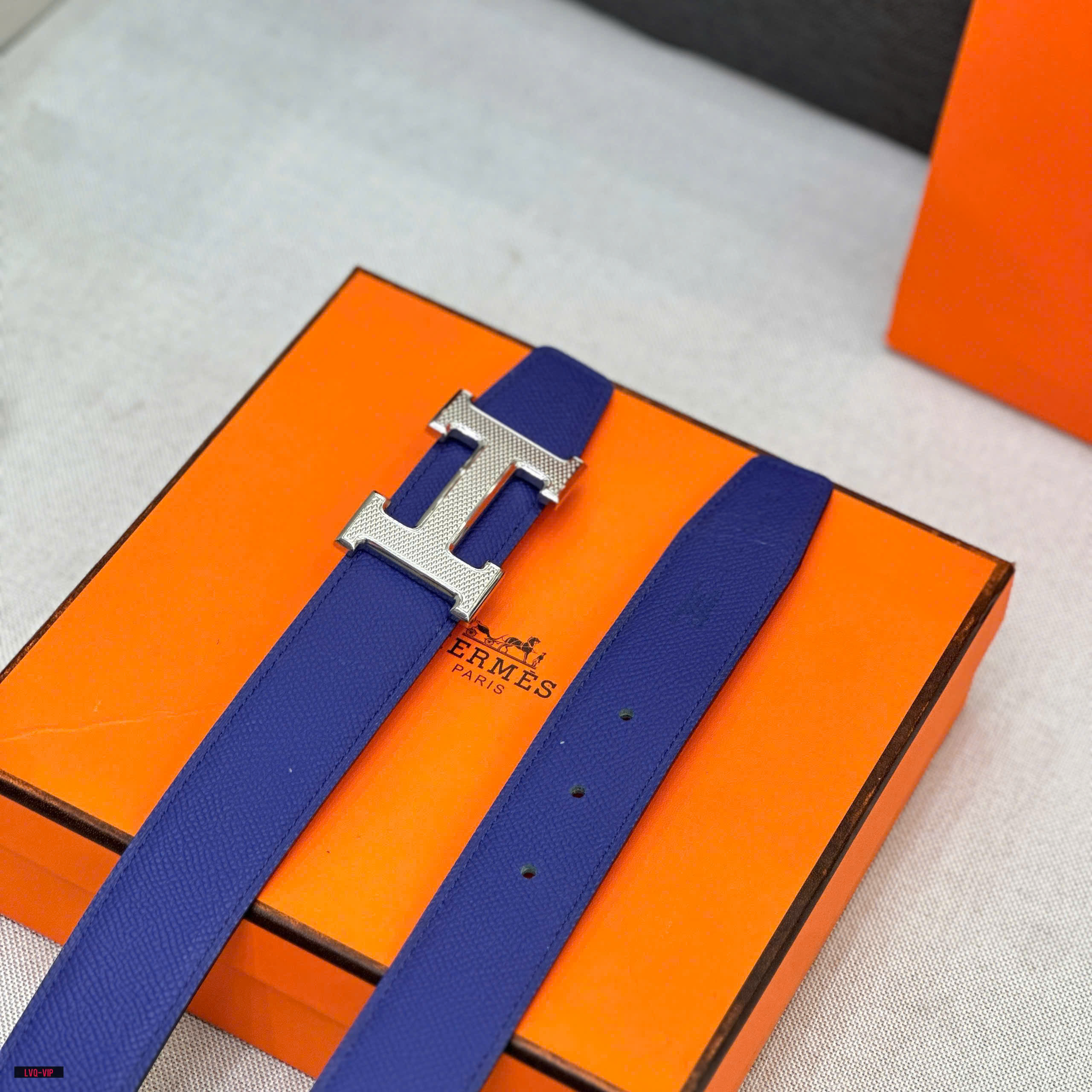 Thắt lưng, belt Hermes HM Xanh than phối Xanh lá mặt logo Bạc sần Like Auth fullbox bill thẻ LVQ