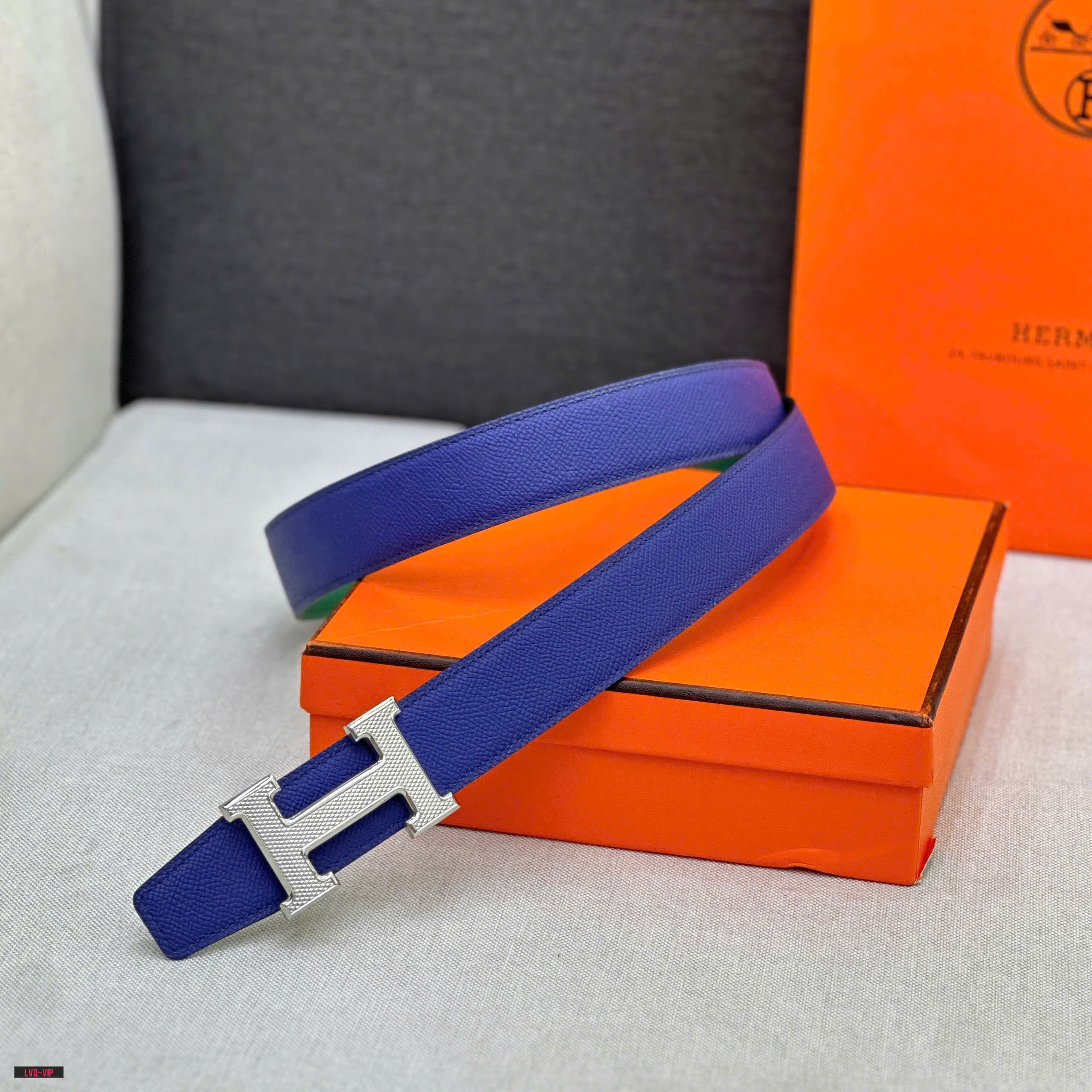 Thắt lưng, belt Hermes HM Xanh than phối Xanh lá mặt logo Bạc sần Like Auth fullbox bill thẻ LVQ