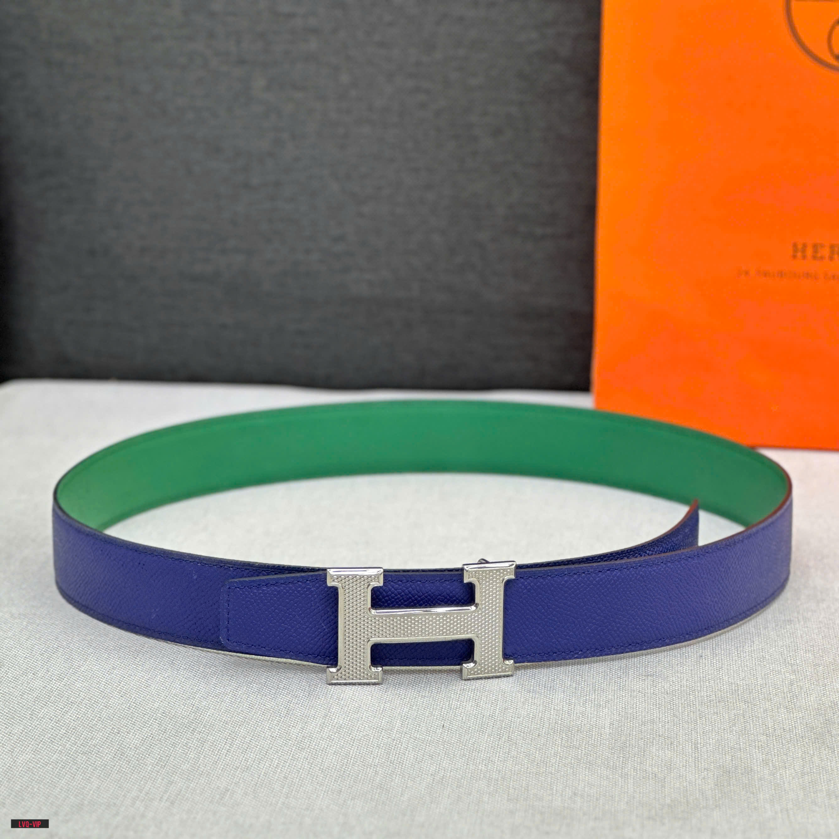 Thắt lưng, belt Hermes HM Xanh than phối Xanh lá mặt logo Bạc sần Like Auth fullbox bill thẻ LVQ