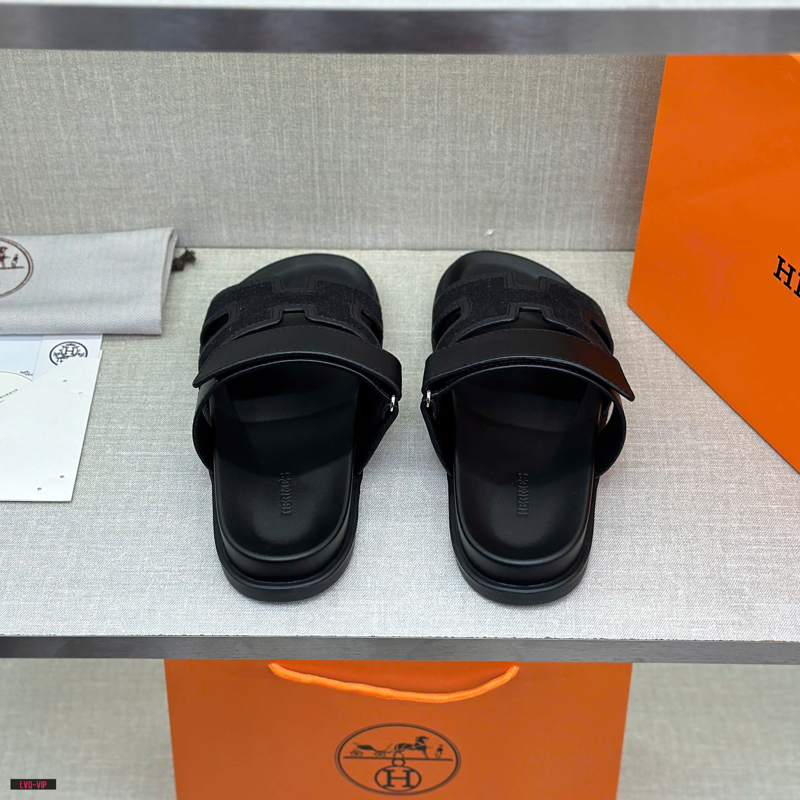 Dép lê quai ngang dán Hermes HM Đen jean phối trơn Like Auth fullbox bill thẻ LVQ