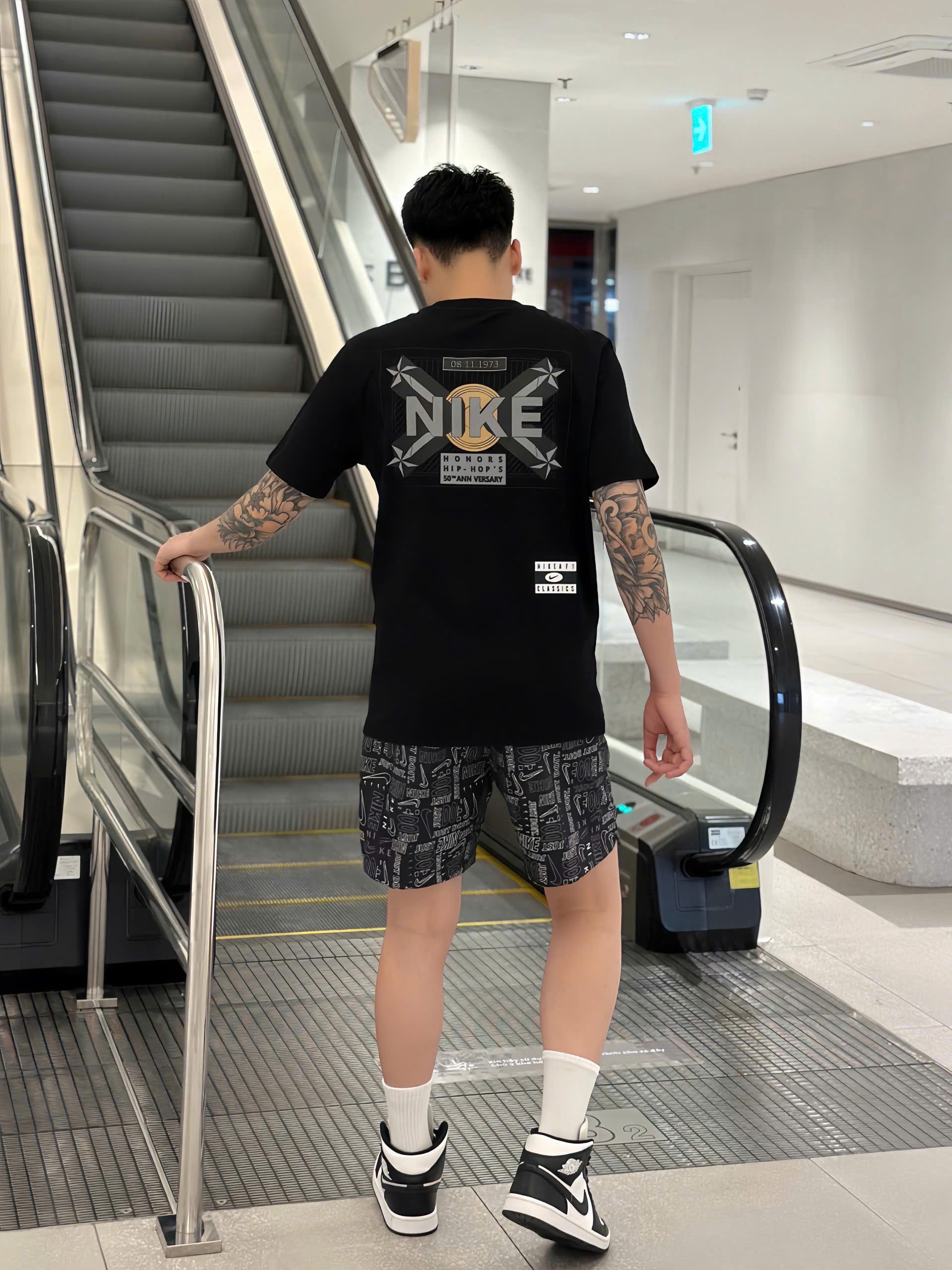 Bộ, set hè Nike NK họa tiết logo chữ Đen phối Trắng Like Auth NV