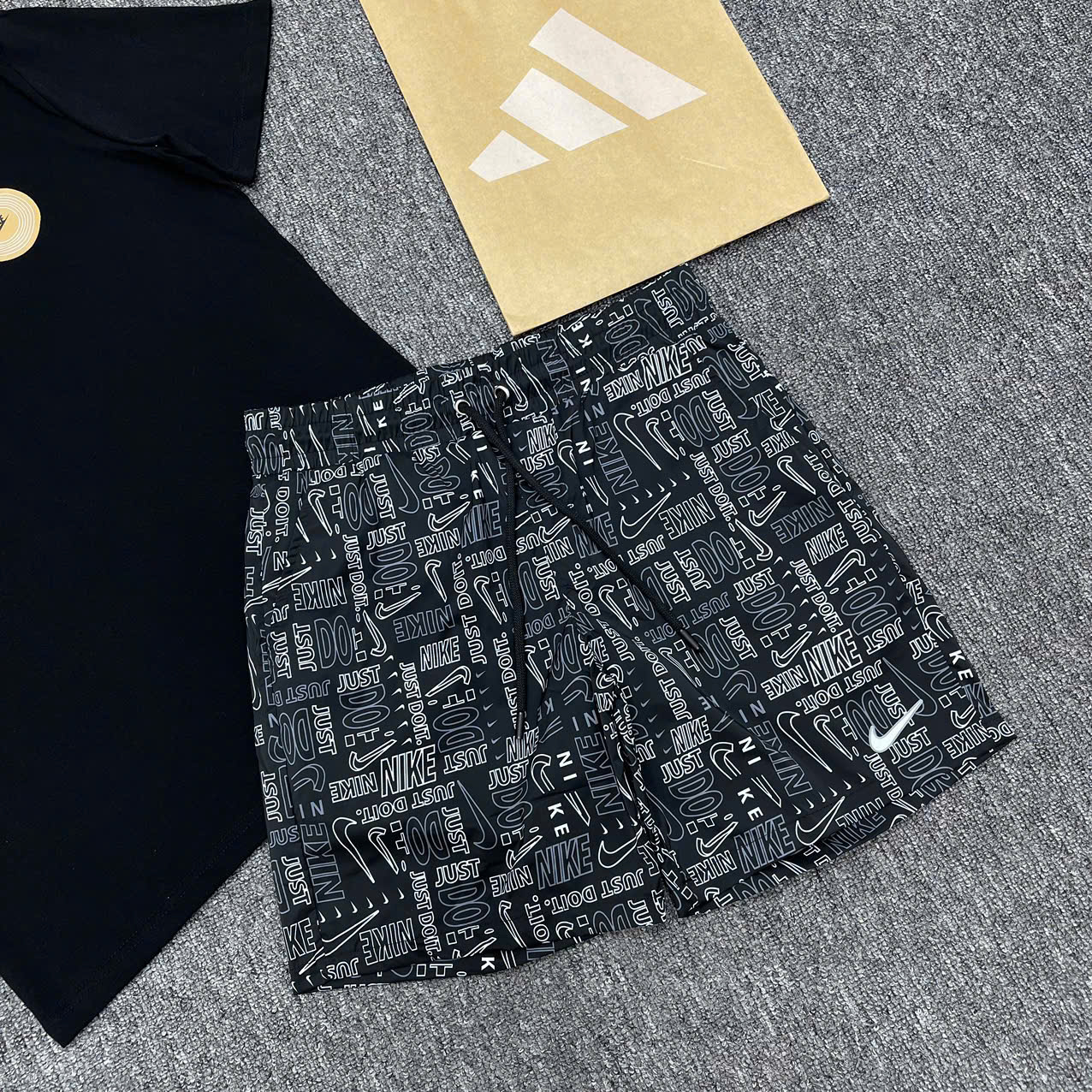 Bộ, set hè Nike NK họa tiết logo chữ Đen phối Trắng Like Auth NV