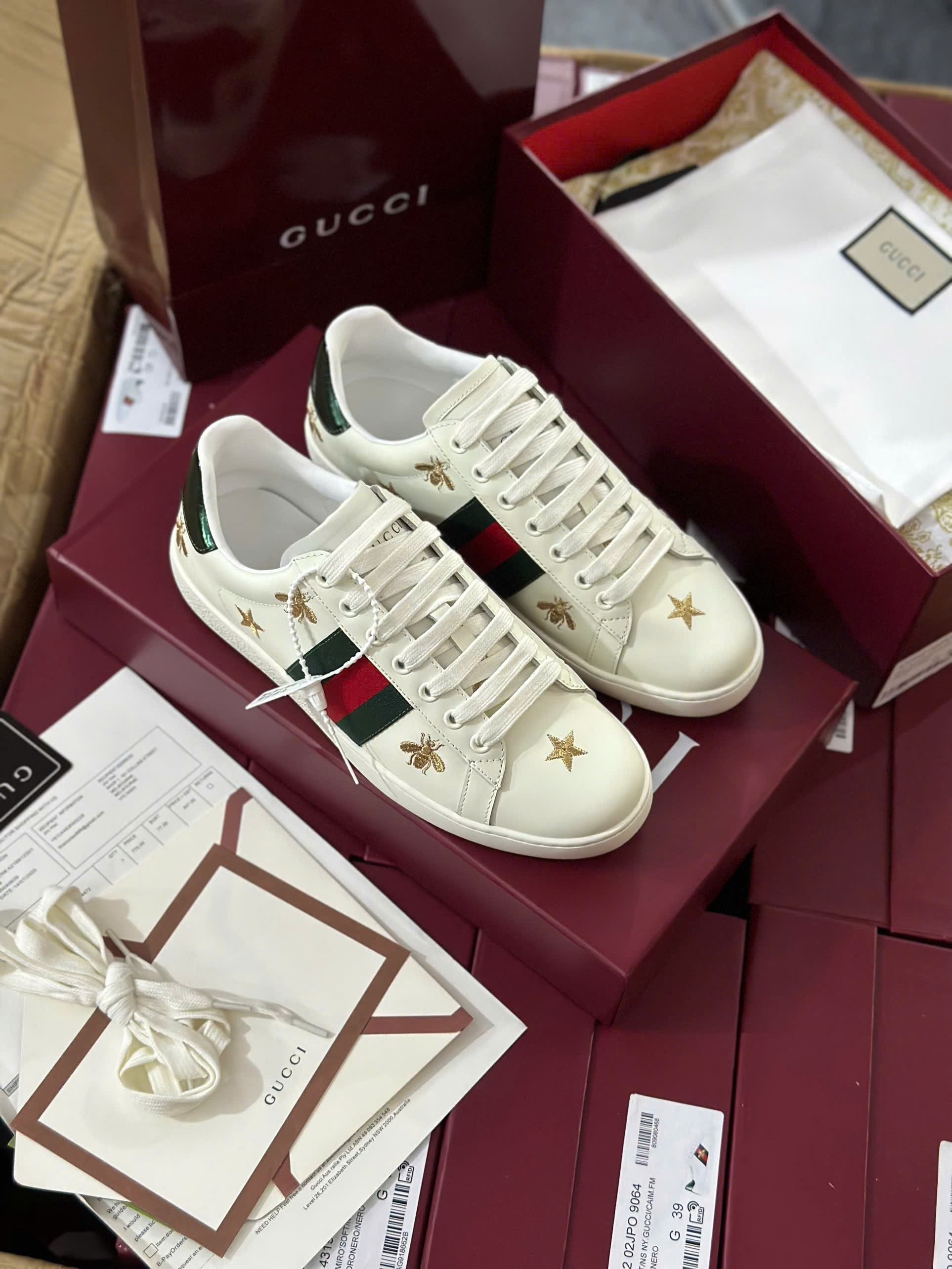 Giày sneaker Gucci GC Trắng họa tiết Ong Sao thêu phối kẻ sọc Xanh Đỏ sườn Like Auth fullbox bill thẻ HC
