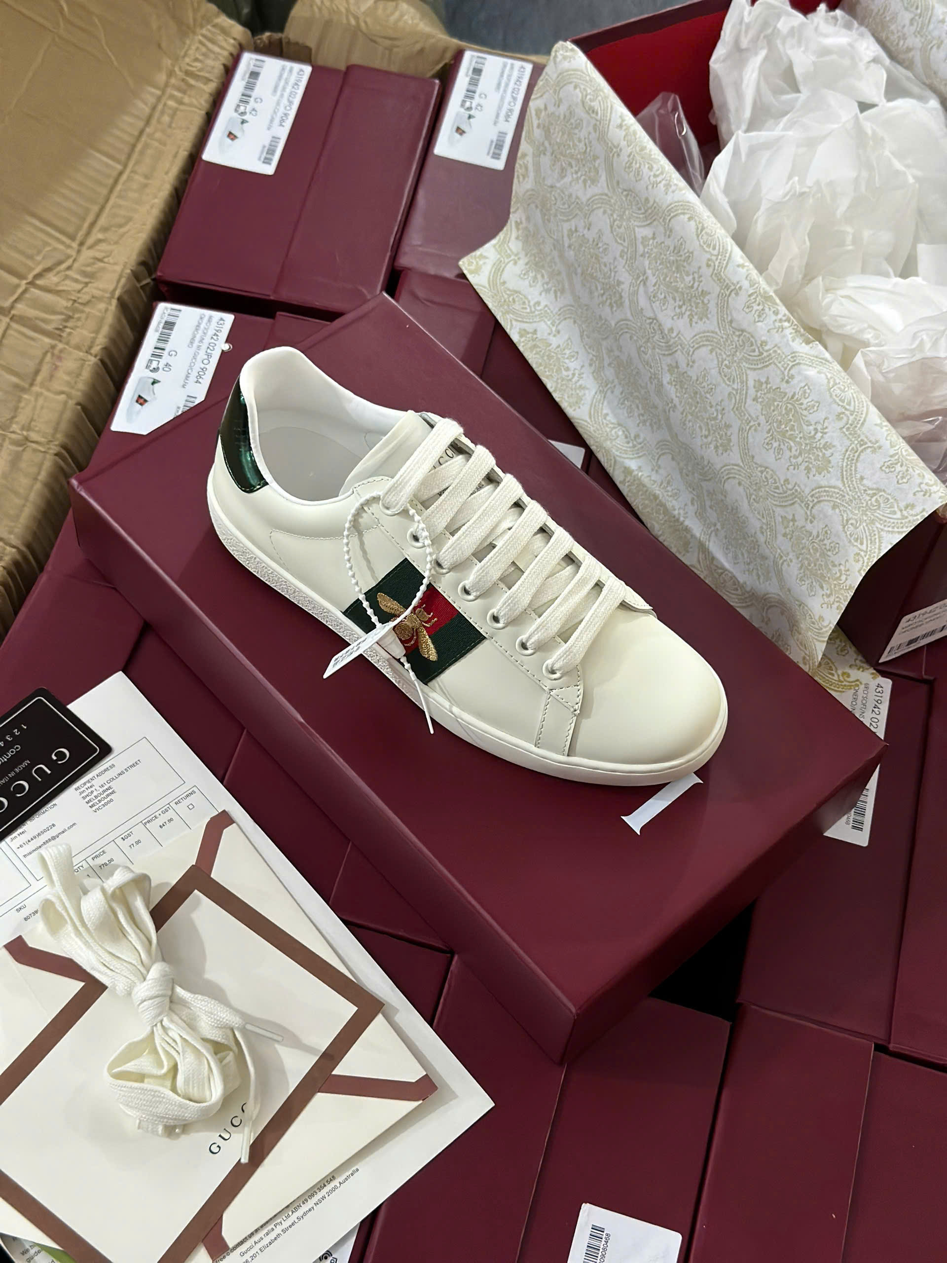 Giày sneaker Gucci GC Trắng kẻ sọc Xanh Đỏ thêu Ong vàng sườn Like Auth fullbox HC