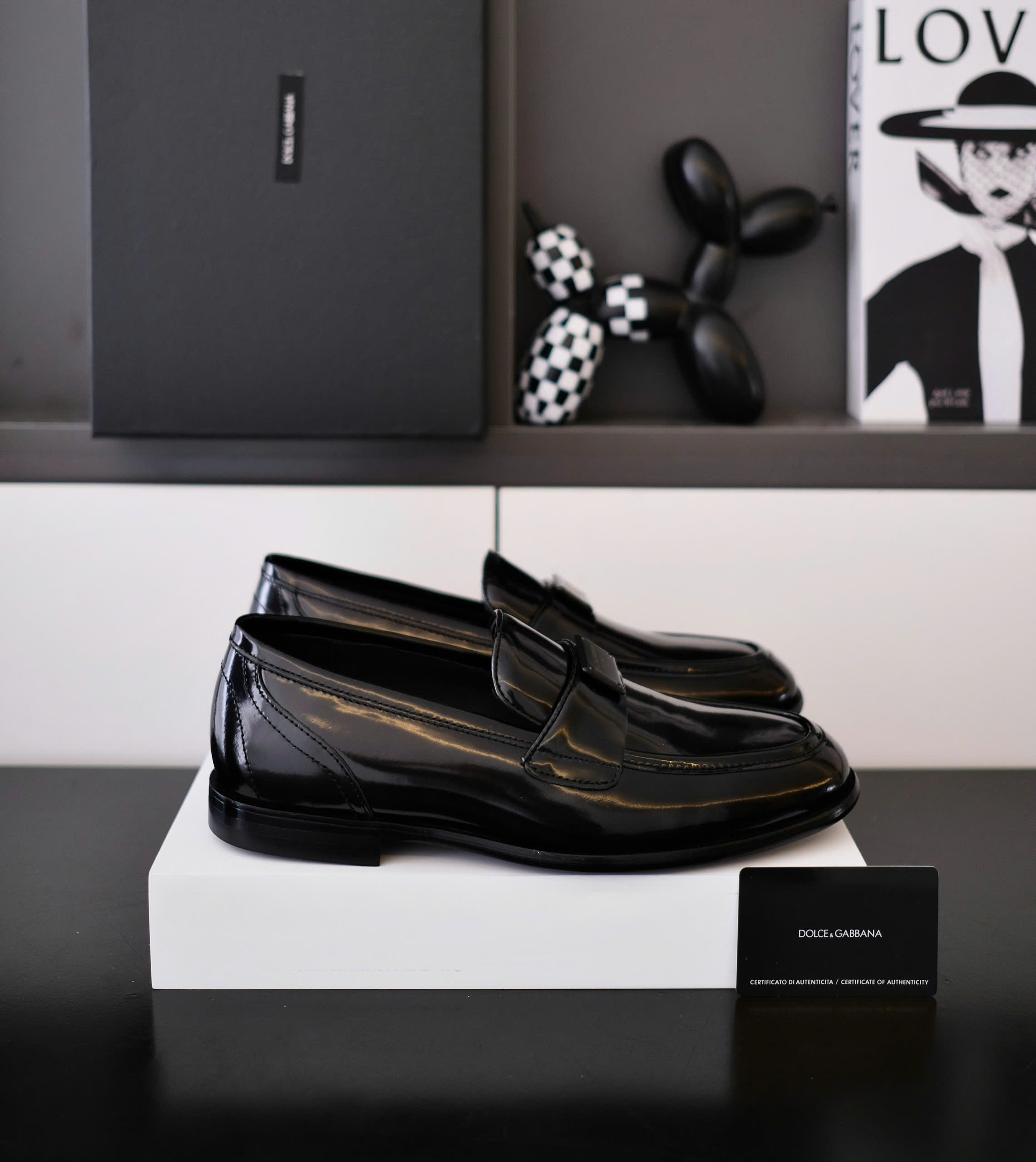 Giày loafer Dolce Gabbana DG Đen bóng tag logo vuông Like Auth fullbox DDT