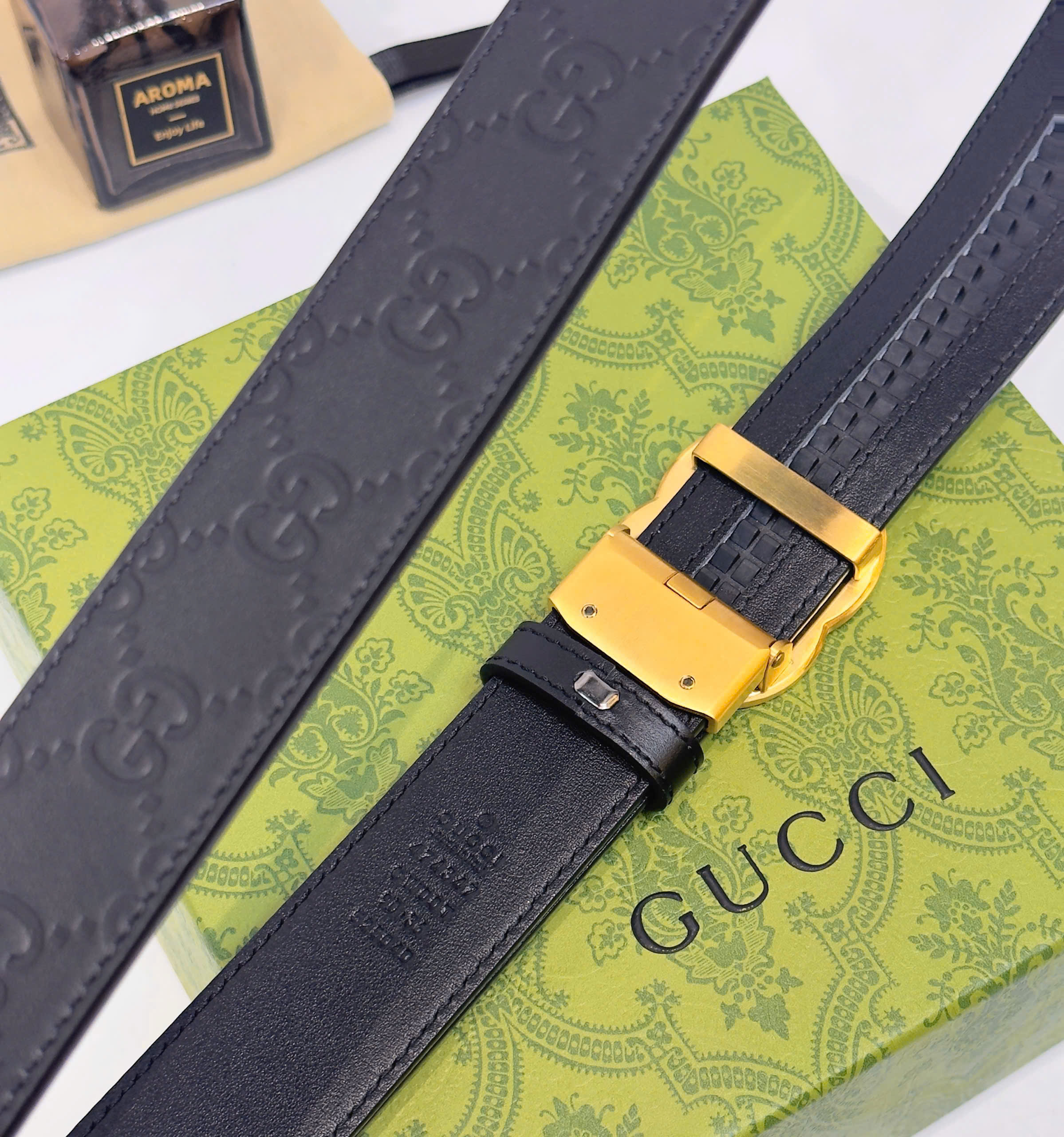 Thắt lưng, belt Gucci GC Đen họa tiết dập chìm mặt logo Vàng đính đá 85-110cm Like Auth fullbox DDT