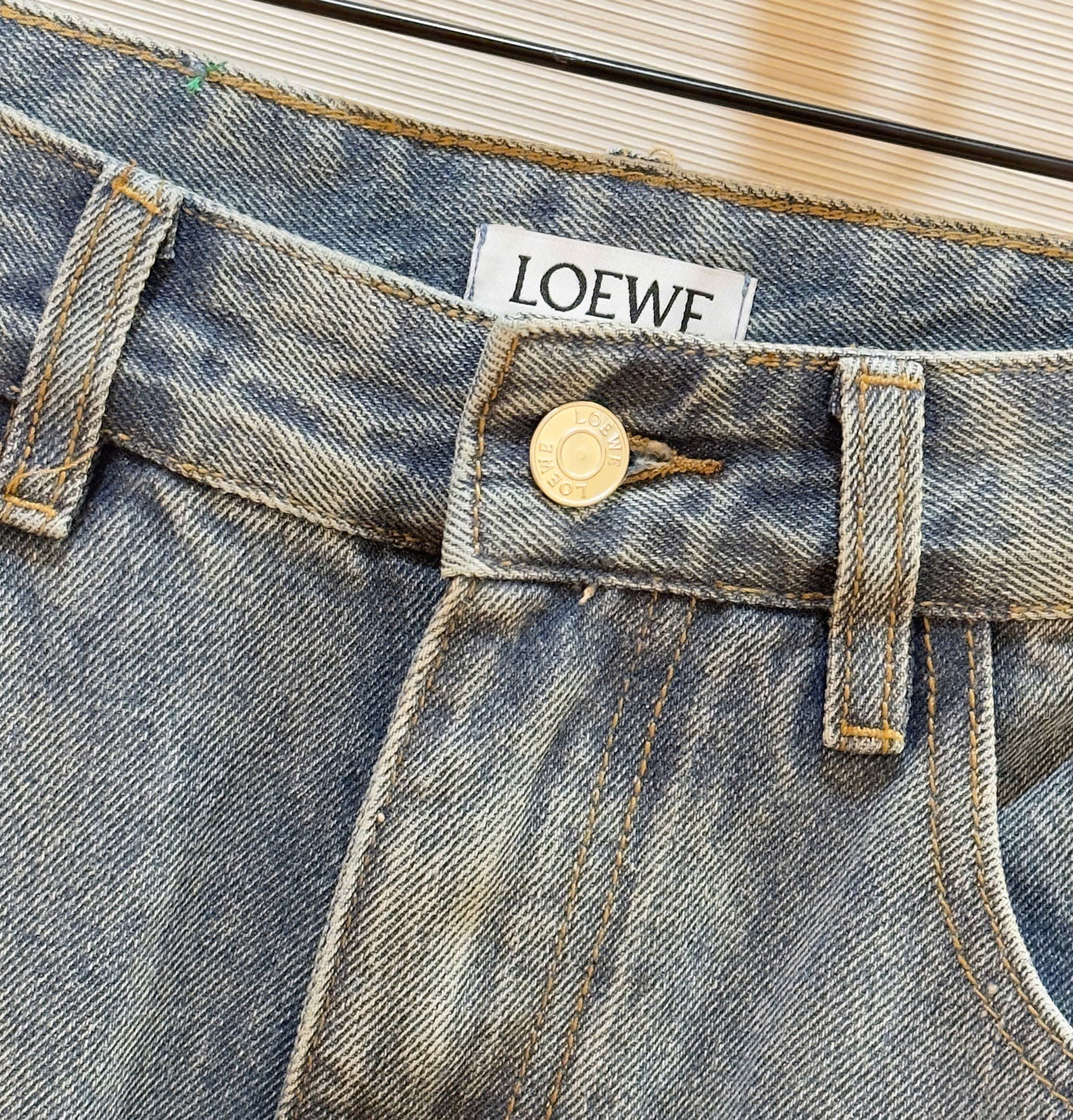 Quần jean suông Loewe Xanh logo gối Like Auth DDT