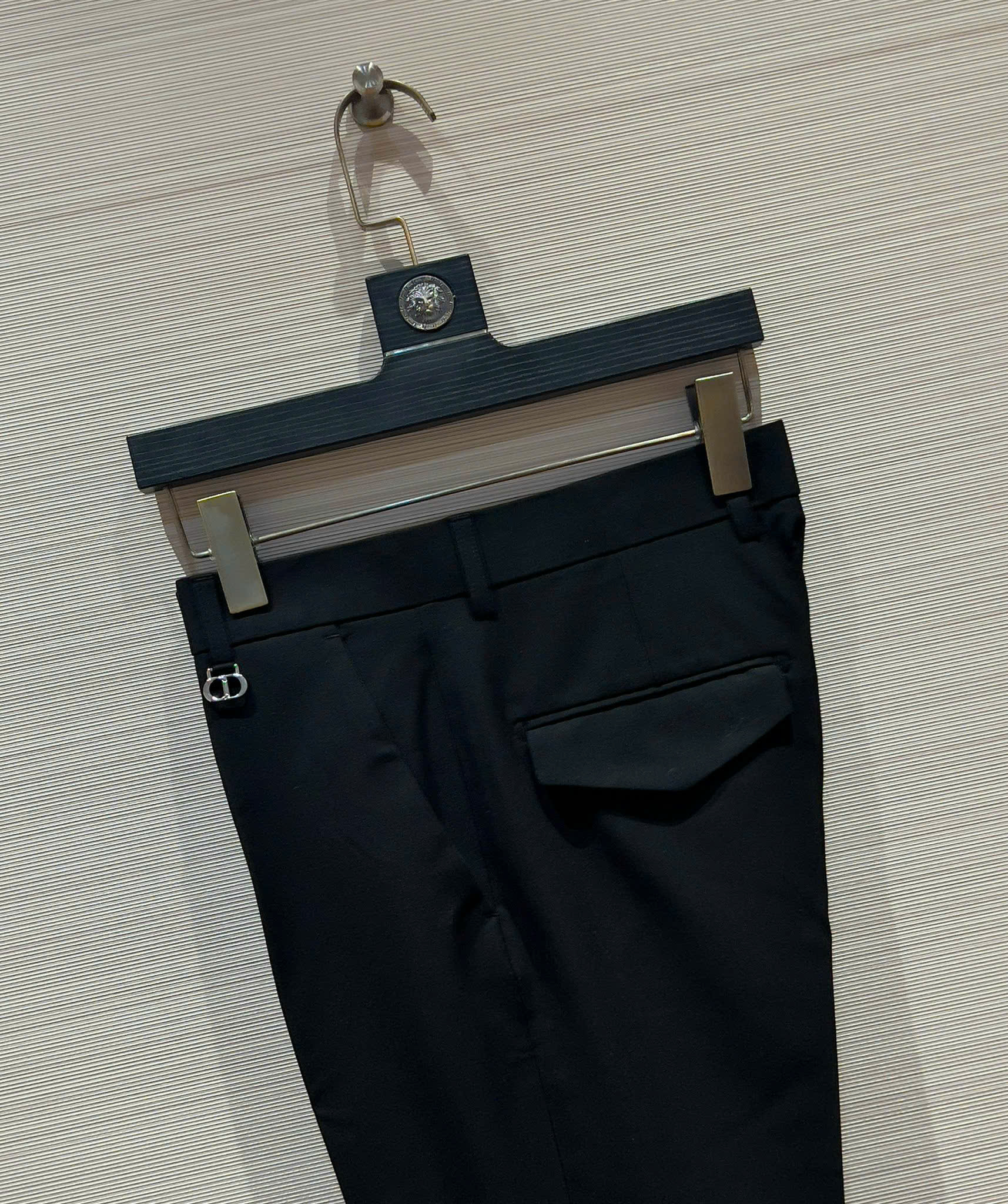 Quần tây, âu Dior CD Đen logo tag cạp Ong thêu Like Auth DDT