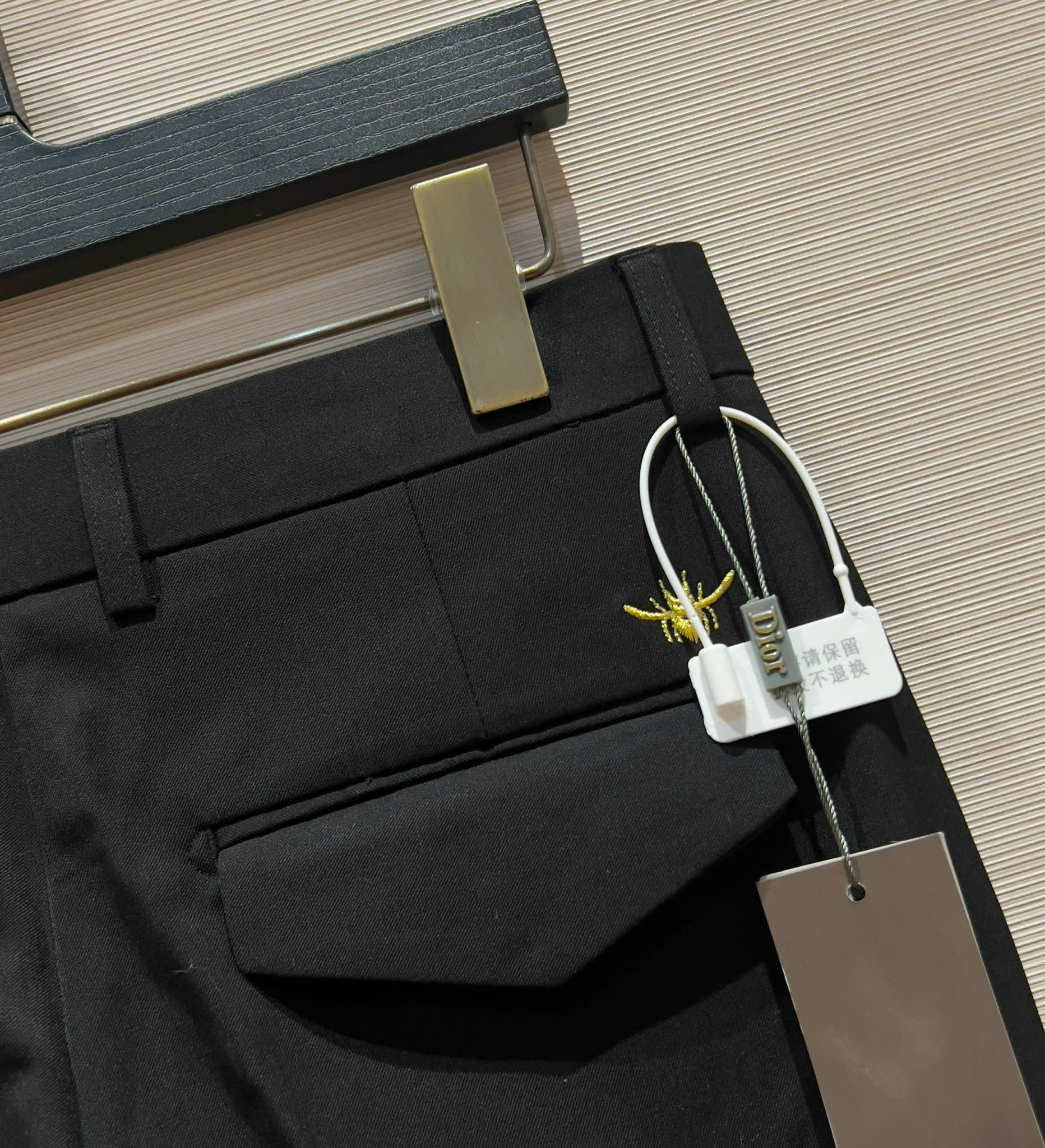 Quần tây, âu Dior CD Đen logo tag cạp Ong thêu Like Auth DDT