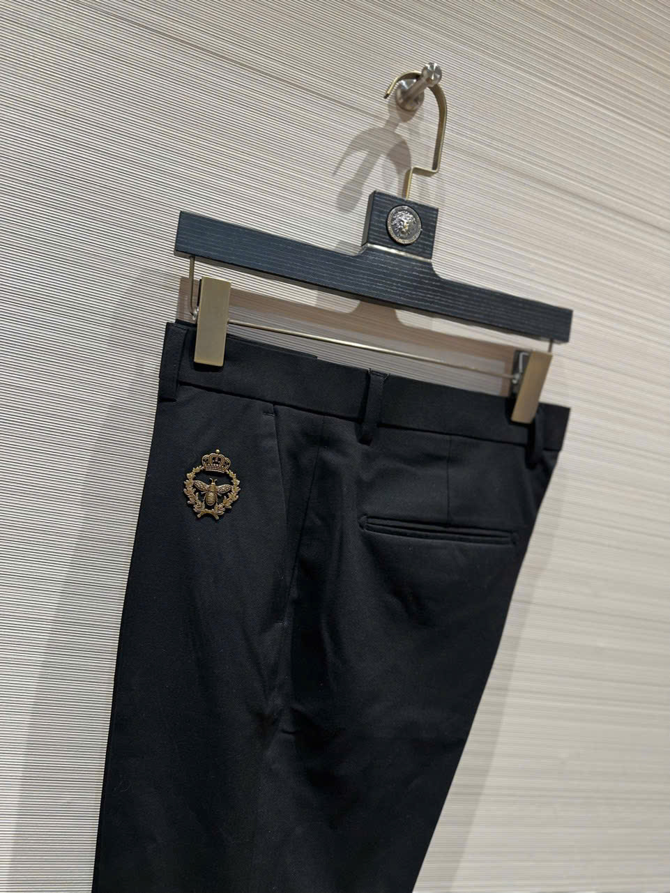 Quần tây, âu Dolce Gabbana DG Đen tag Ong tròn Vàng túi Like Auth DDT