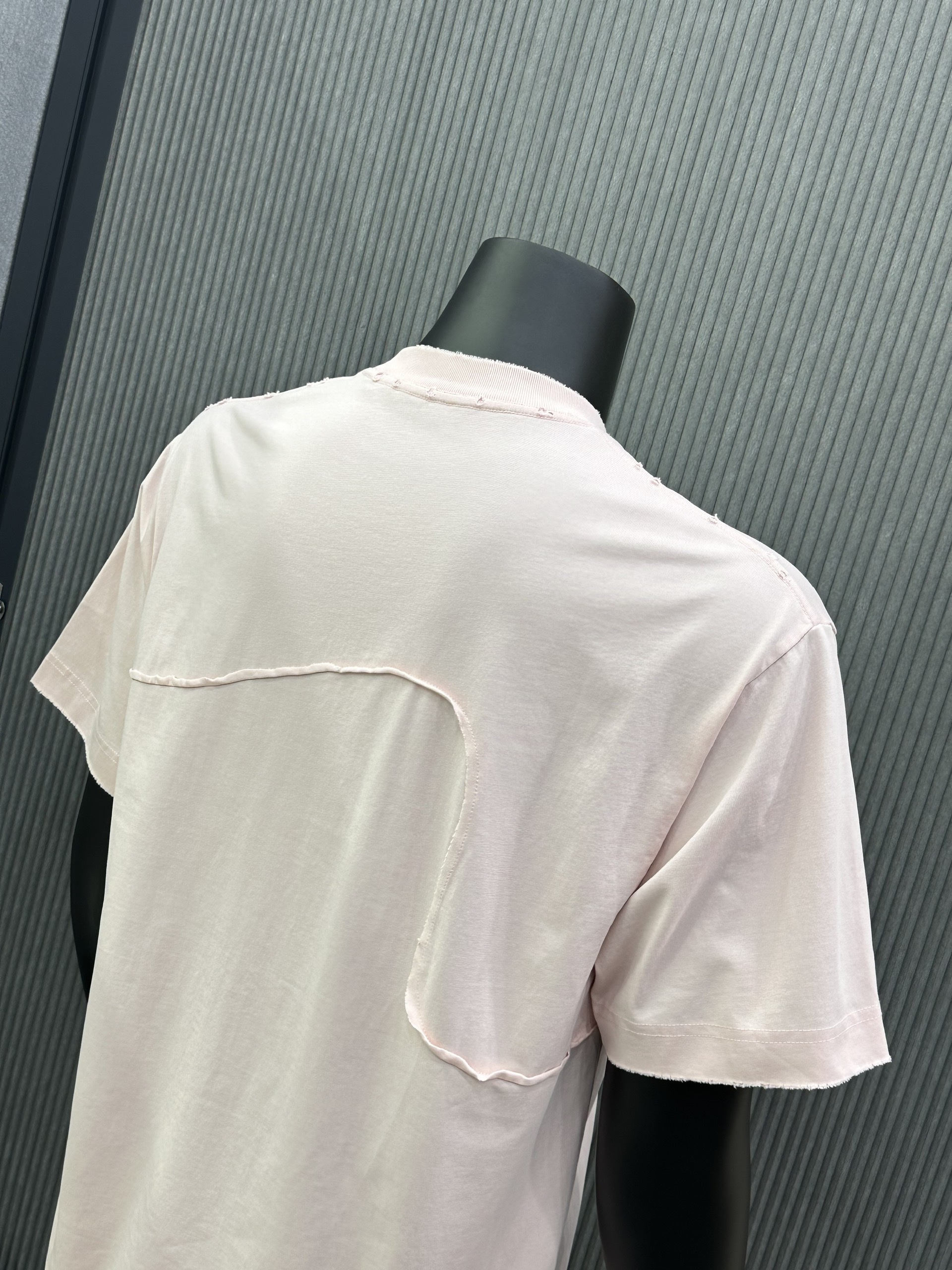 Áo phông T-shirt Alo Hồng nhạt vá rách lỗ viền Like Auth VTN