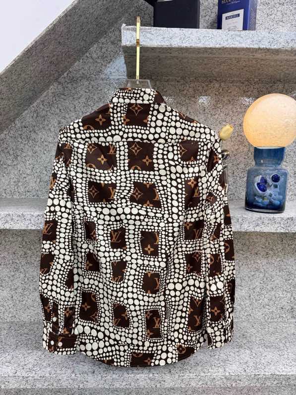 Áo sơ mi dài tay Louis Vuitton LV Nâu họa tiết hoa vân phối chấm bi Trắng Like Auth VTN