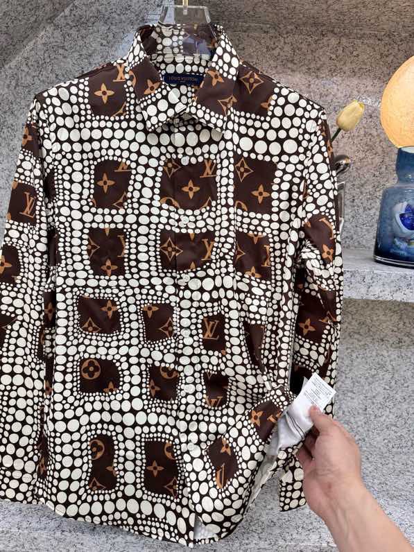 Áo sơ mi dài tay Louis Vuitton LV Nâu họa tiết hoa vân phối chấm bi Trắng Like Auth VTN