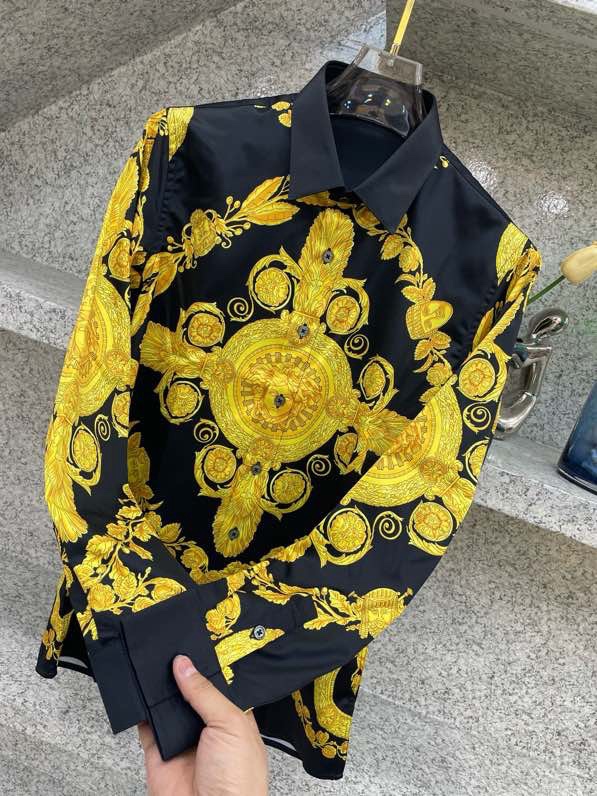 Áo sơ mi dài tay Versace VS Đen họa tiết Vàng full Like Auth VTN