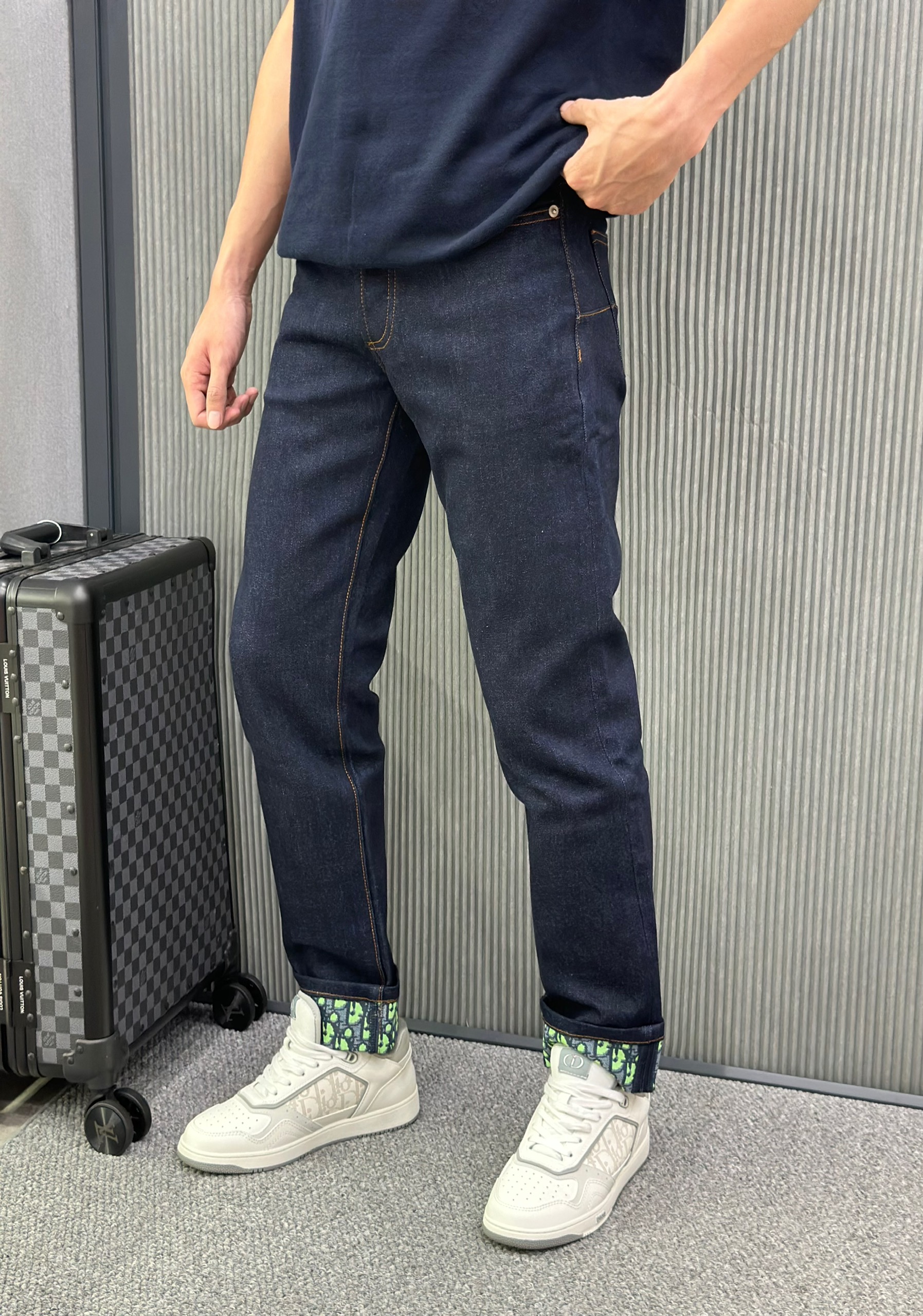 Quần Jean Dior CD Xanh than túi da Nâu họa tiết gấu Like Auth VTN