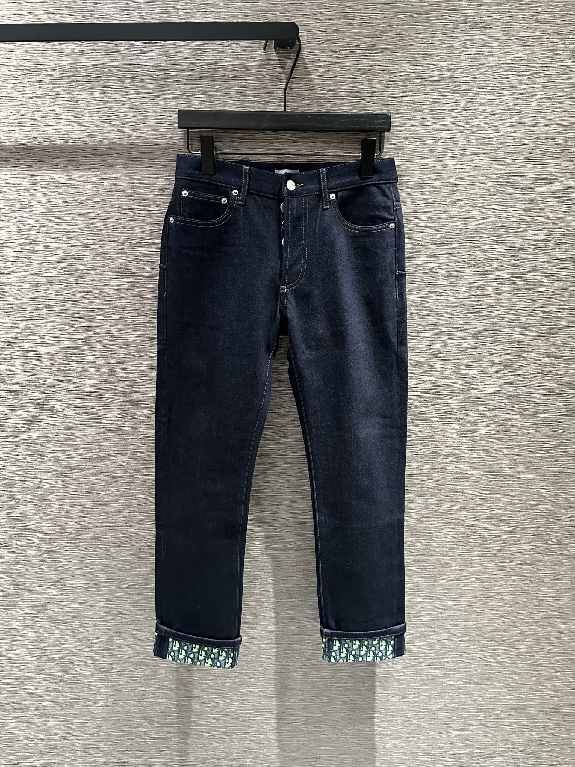 Quần Jean Dior CD Xanh than túi da Nâu họa tiết gấu Like Auth VTN