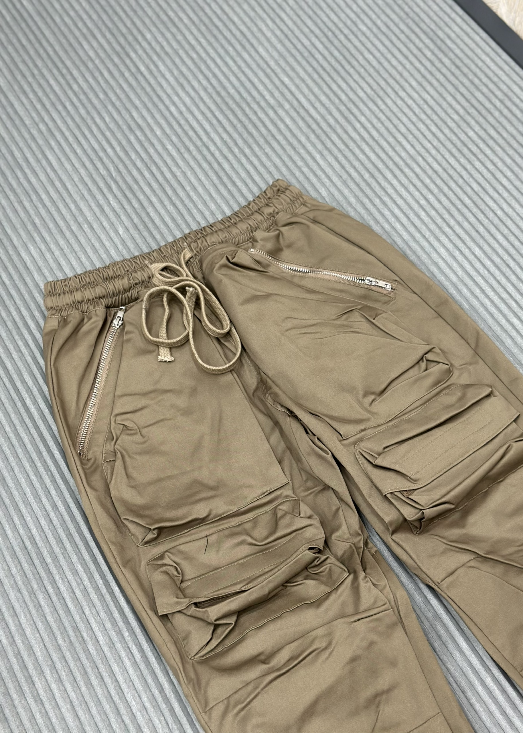 Quần dài Jogger Nâu túi hộp Like Auth VTN