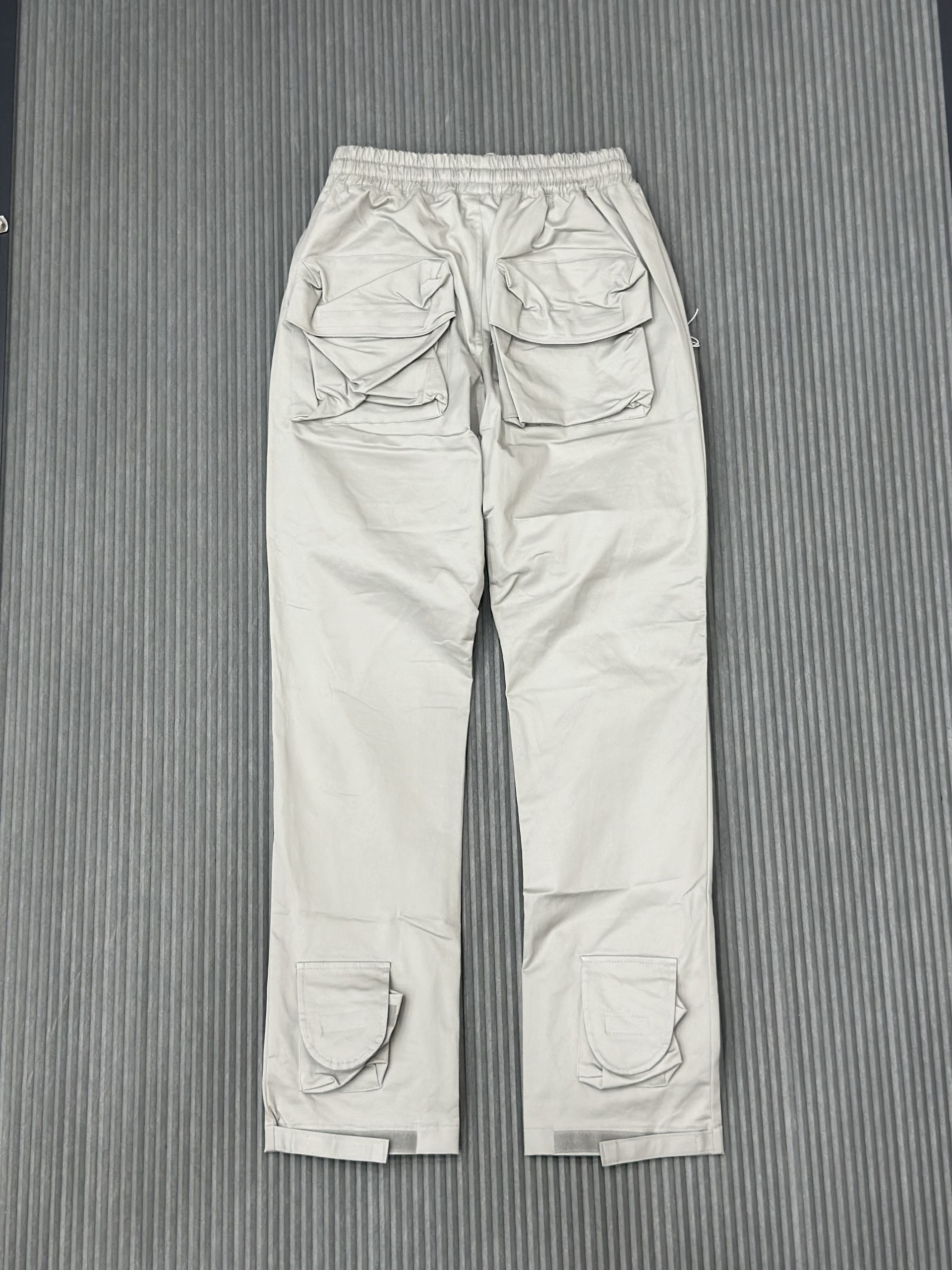 Quần dài Jogger Trắng túi hộp Like Auth VTN