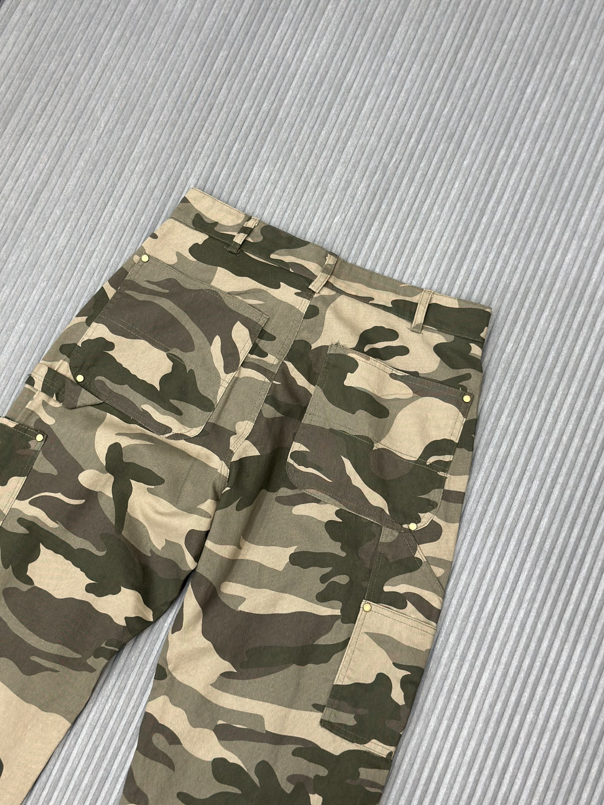 Quần dài ống xuông họa tiết dằn di Like Auth VTN