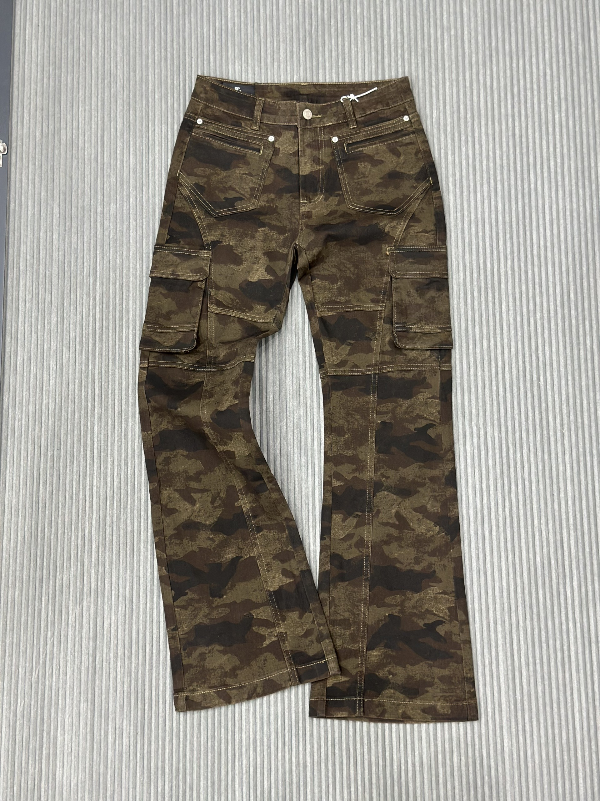 Quần dài ống xuông loe Nâu họa tiết dằn di Like Auth VTN