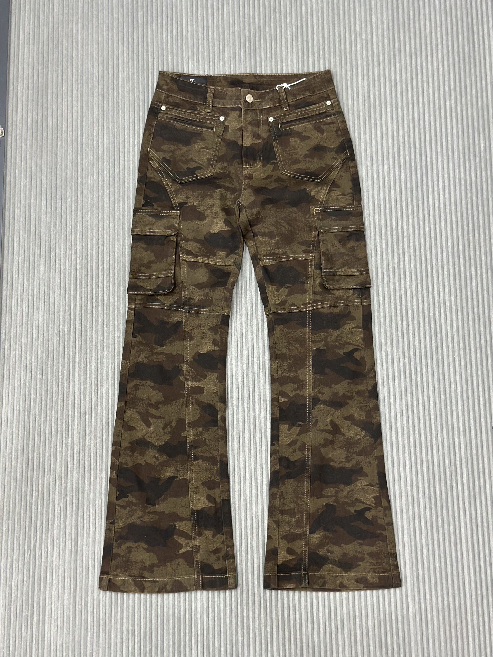 Quần dài ống xuông loe Nâu họa tiết dằn di Like Auth VTN