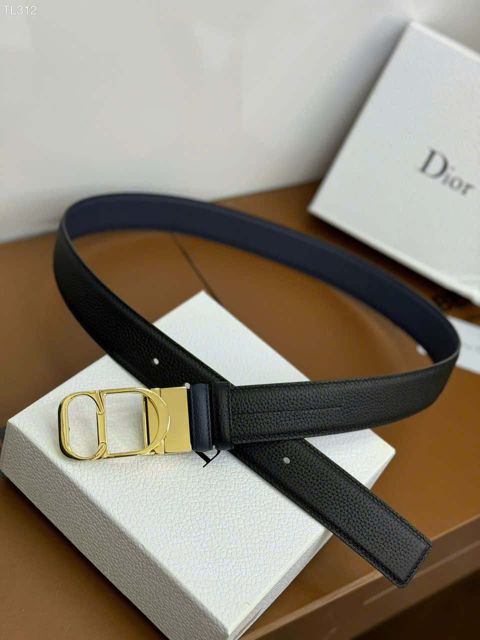 Thắt lưng, belt Dior CD Đen logo mặt Vàng trơn Like Auth LK