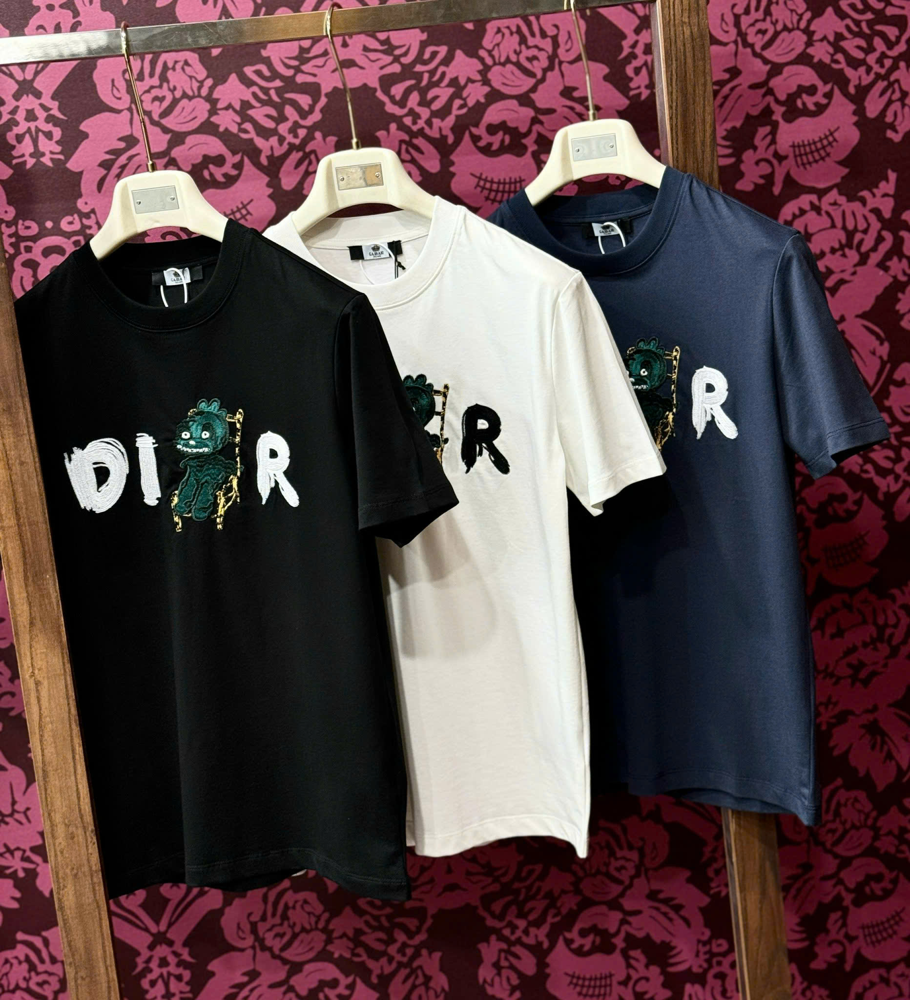 Áo phông T-shirt Dior CD logo chữ khủng long thêu ngực Like Auth CD