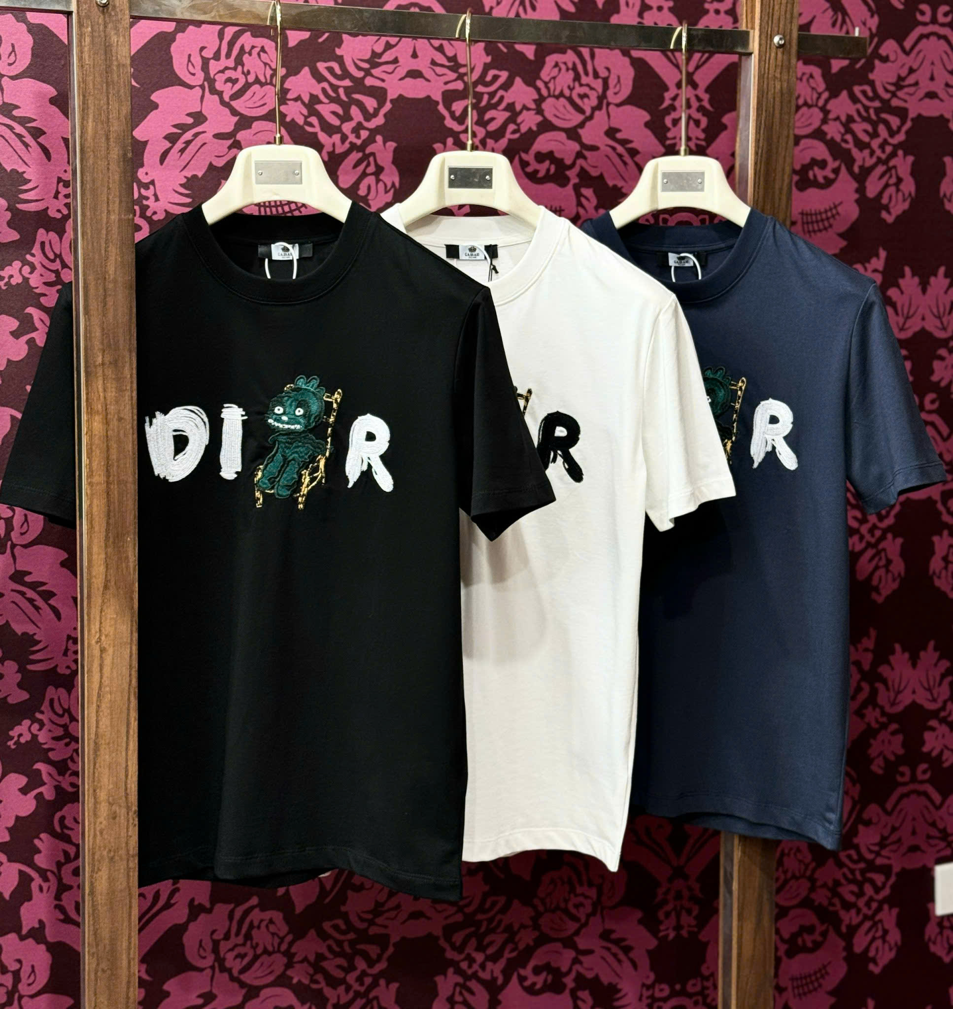 Áo phông T-shirt Dior CD logo chữ khủng long thêu ngực Like Auth CD