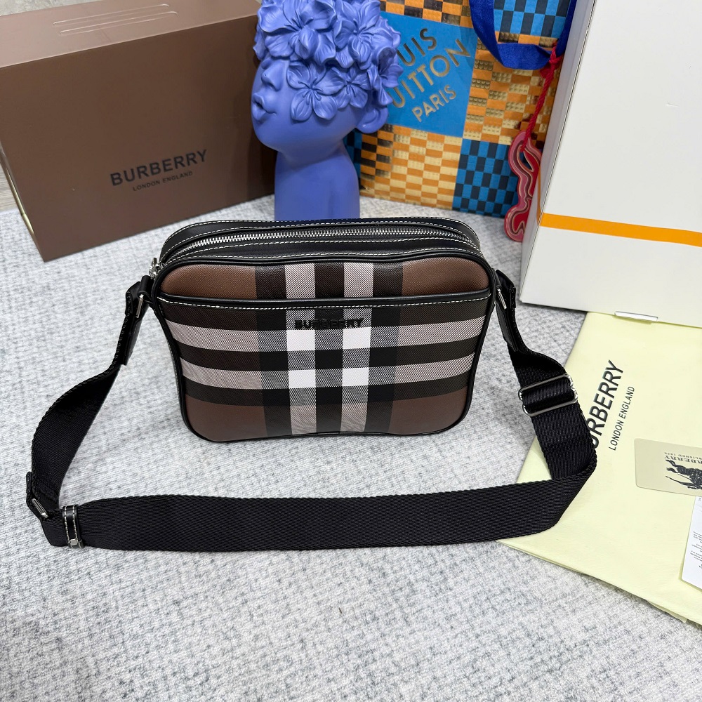 Túi đeo chéo Burberry BBR Nâu kẻ sọc Đen Trắng basic size 25.5x18.5x5.5cm Like Auth on web fullbox bill thẻ PLD