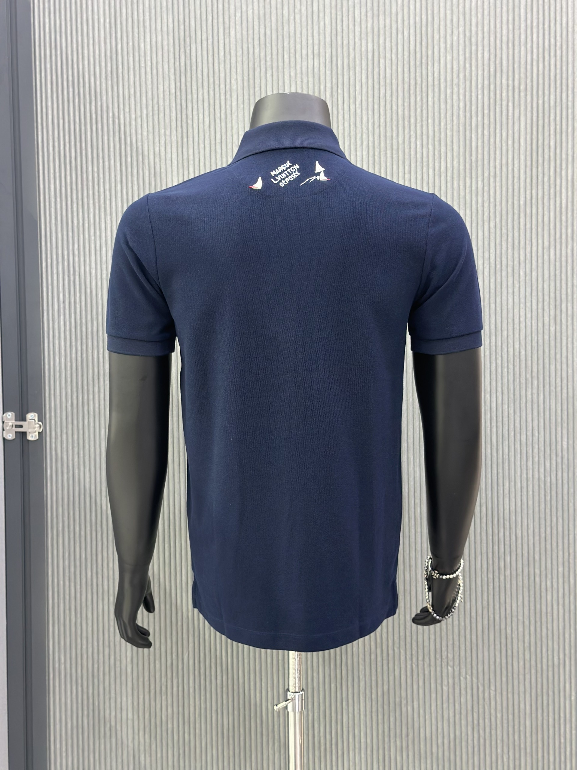 Áo polo Louis Vuitton LV Xanh than logo chữ du thuyền thêu ngực Like Auth VTN