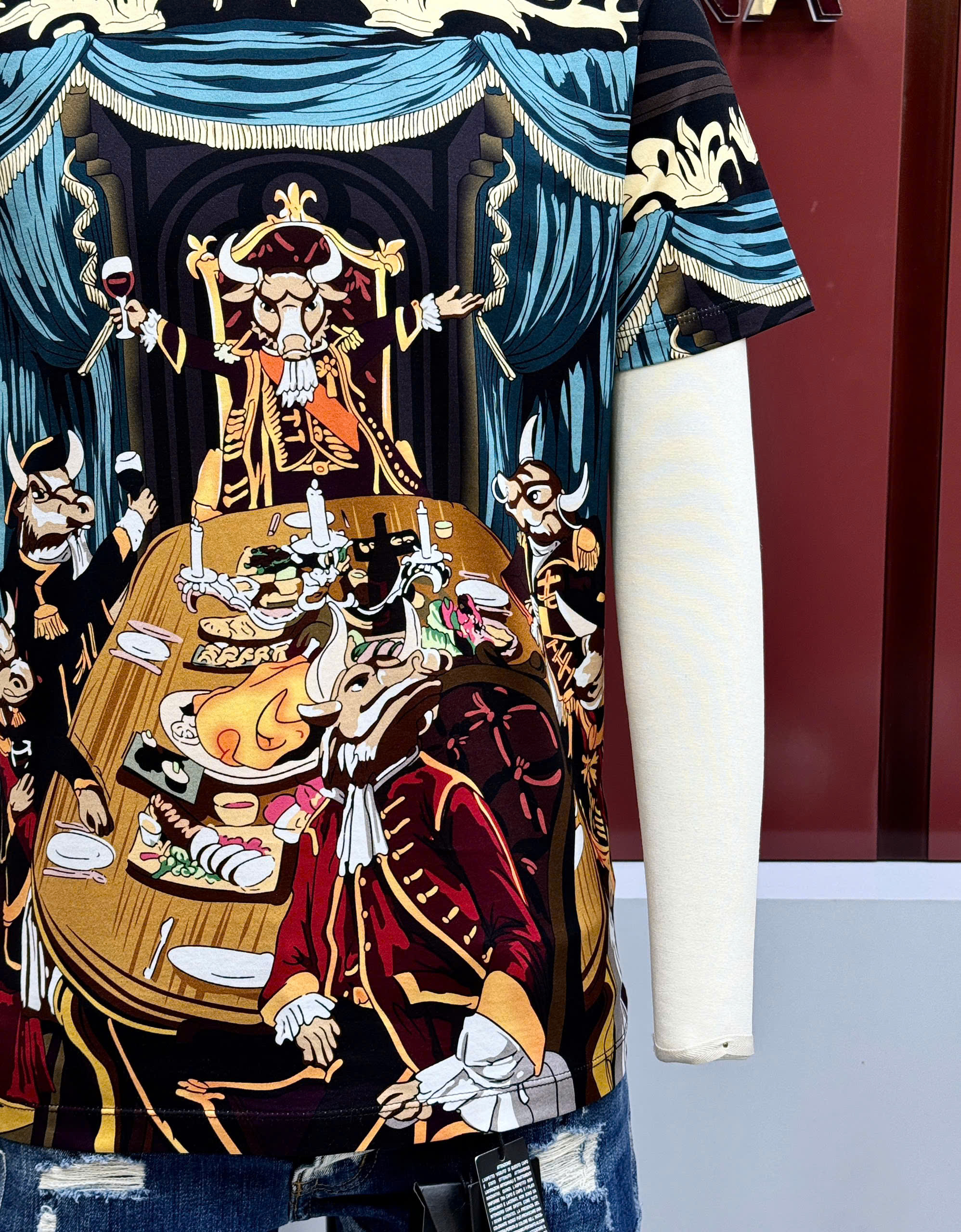 Áo phông T-shirt Dolce Gabbana DG họa tiết bàn tiệc Like Auth MK