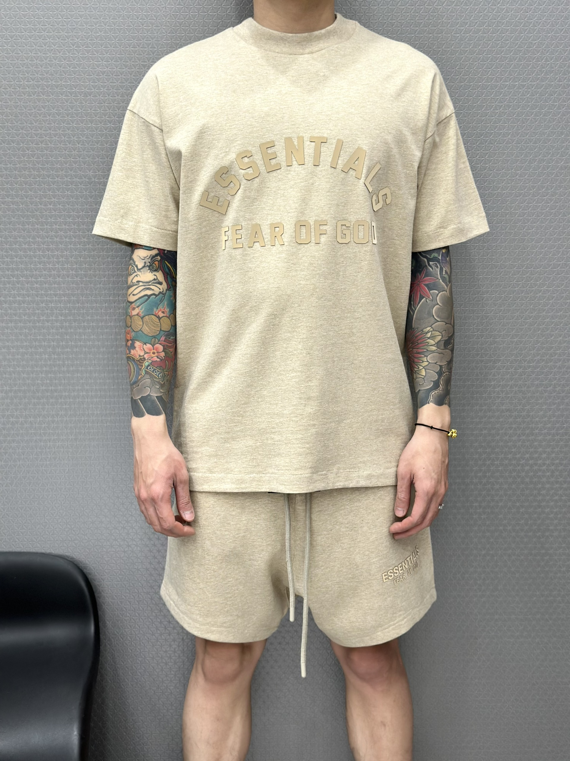 Bộ, Set hè Essentials Be logo chữ nổi Like Auth on web VTN